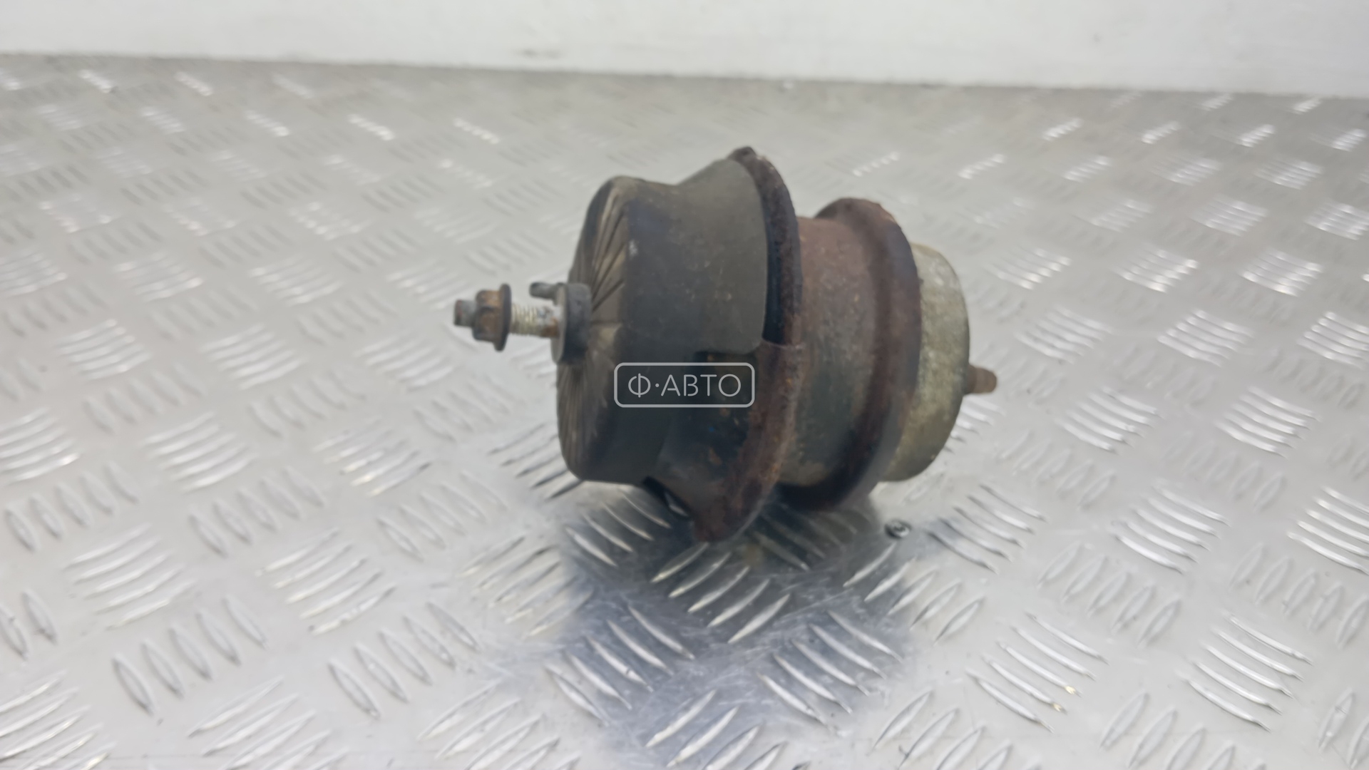 Подушка двигателя дизельная