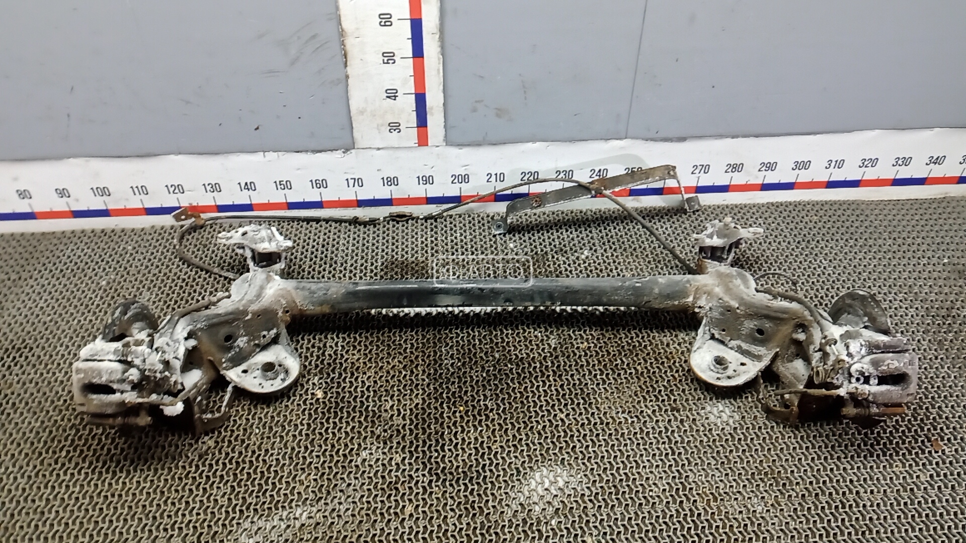 Балка задняя