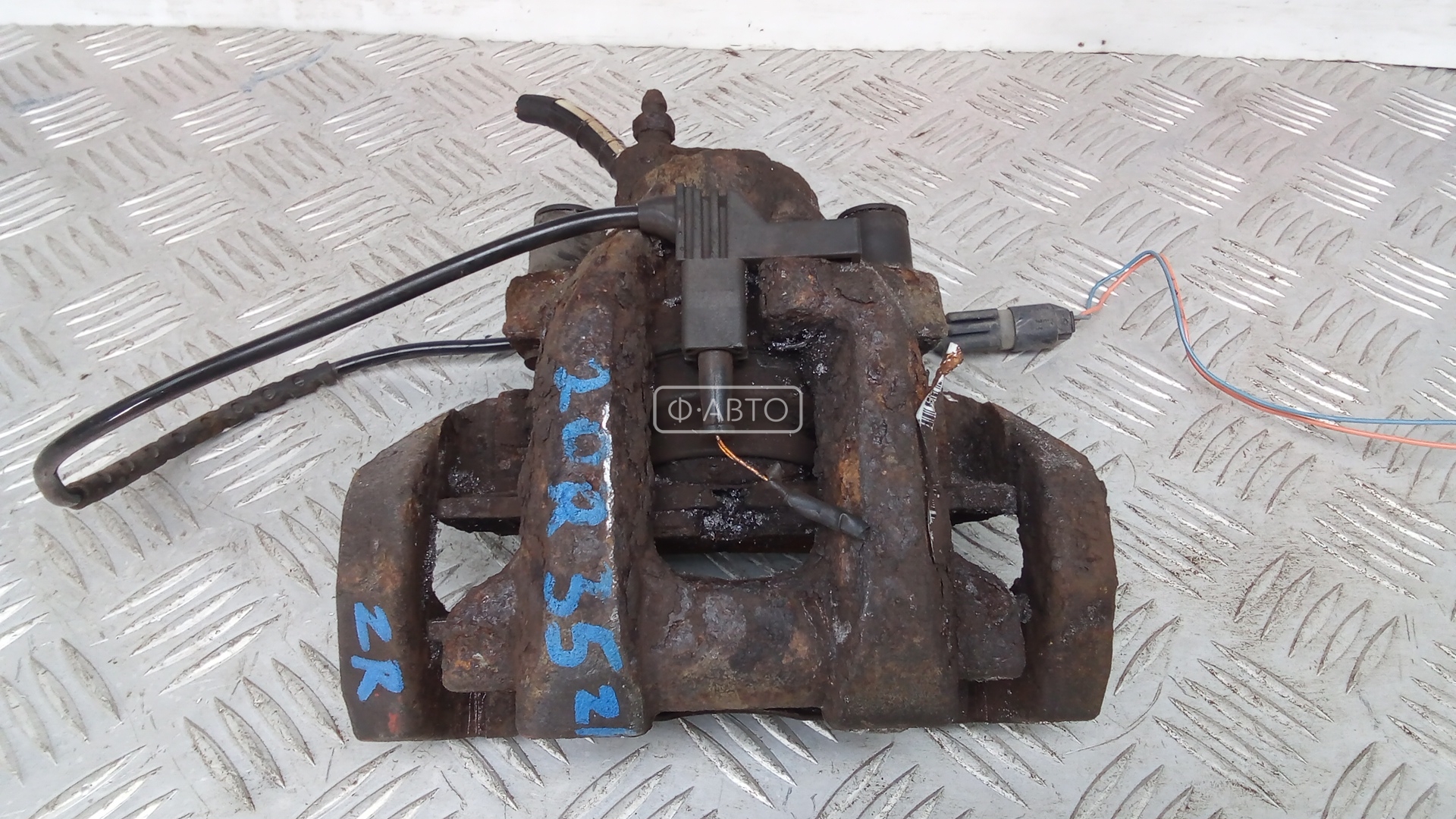 Суппорт тормозной задний правый