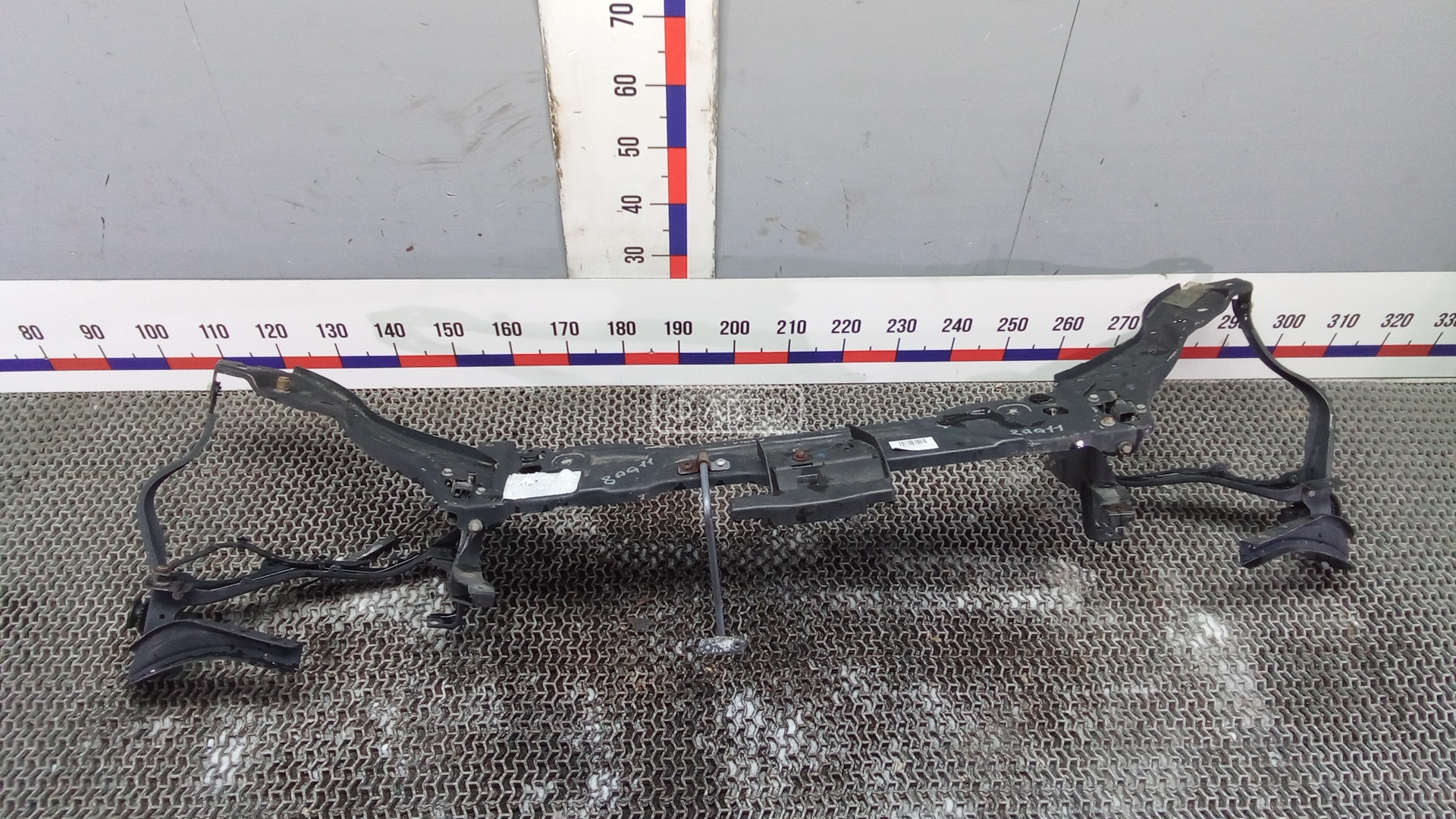 Передняя панель крепления облицовки (телевизор)