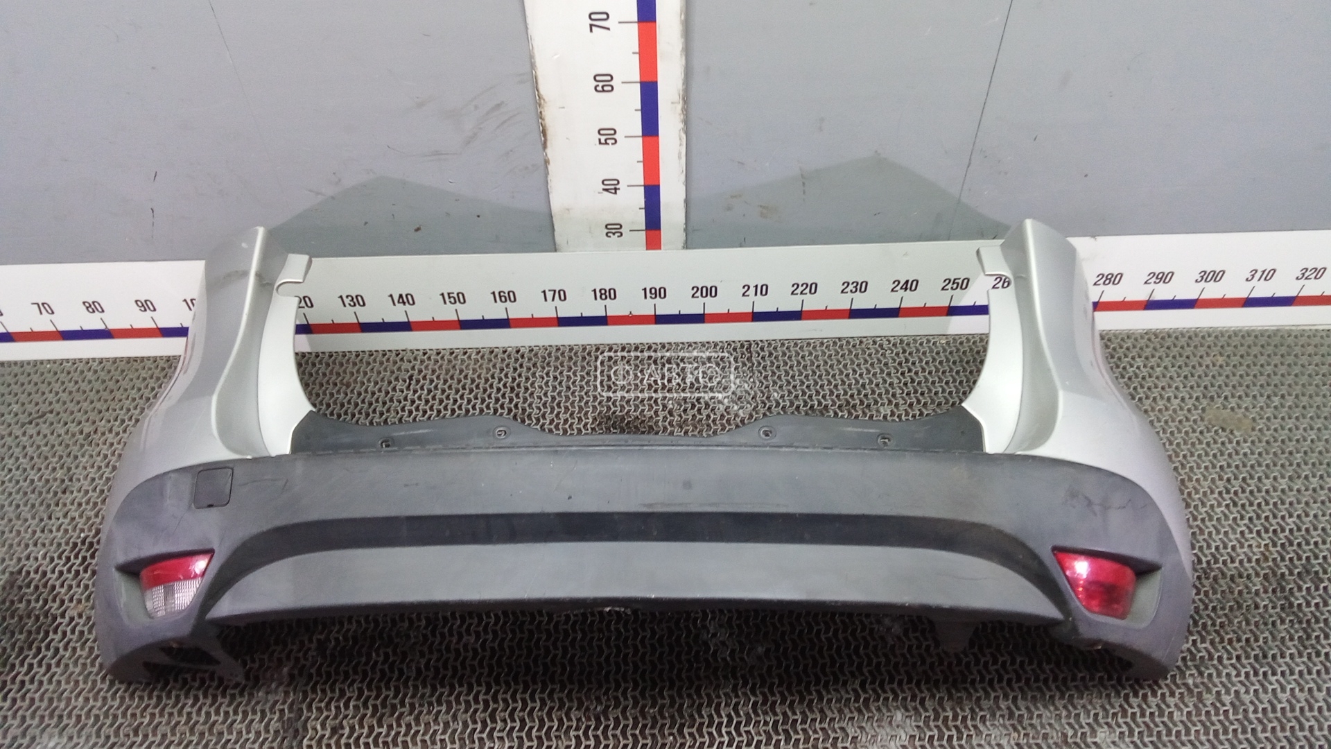 Бампер задний