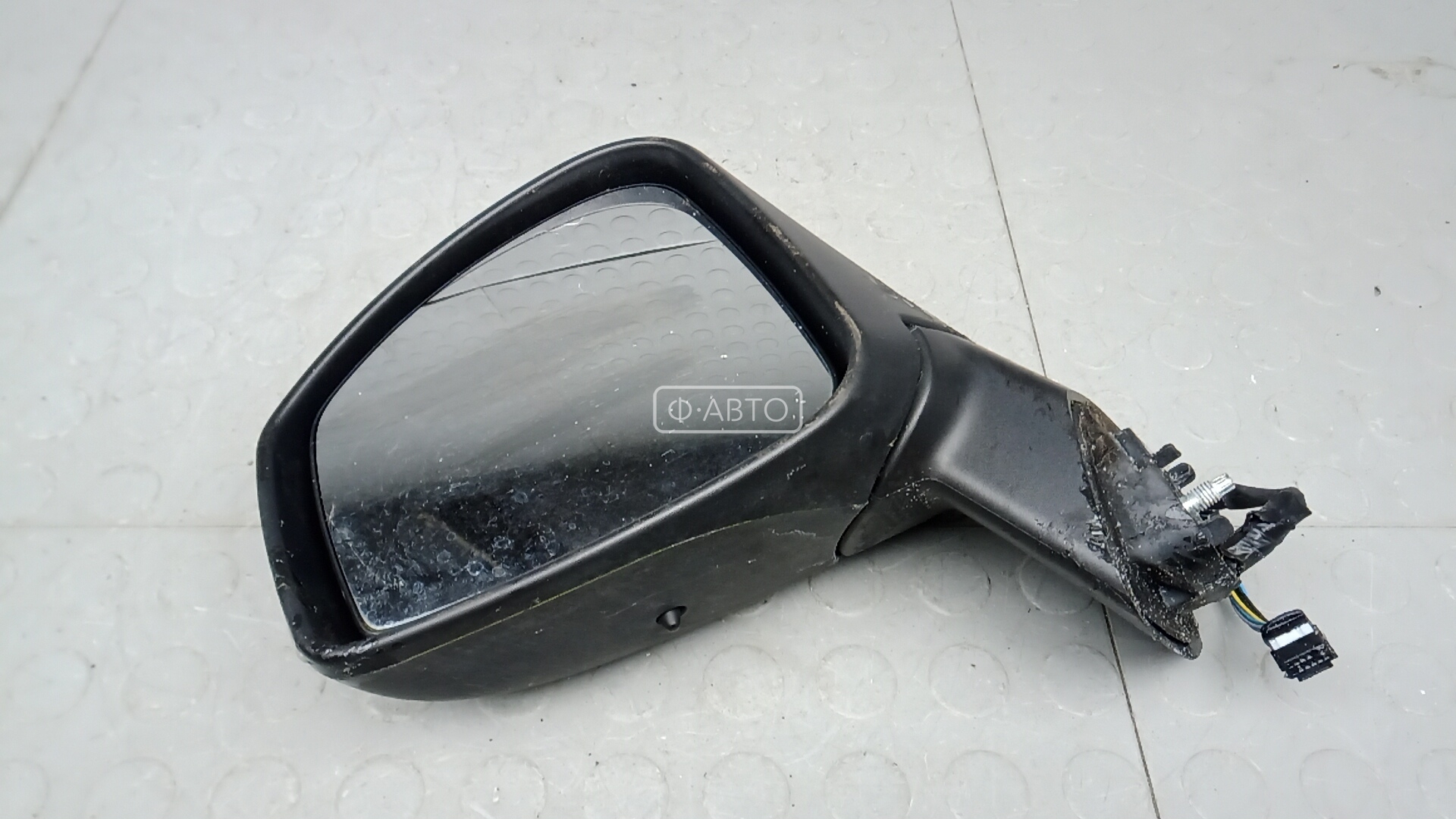 Зеркало наружное левое