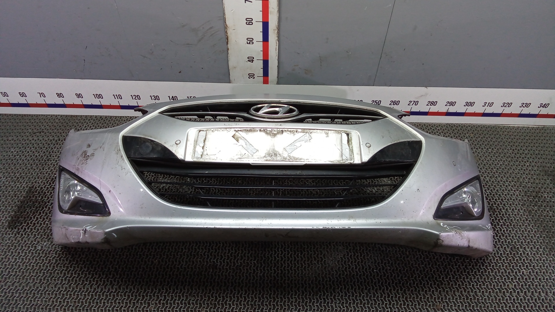 Бампер передний