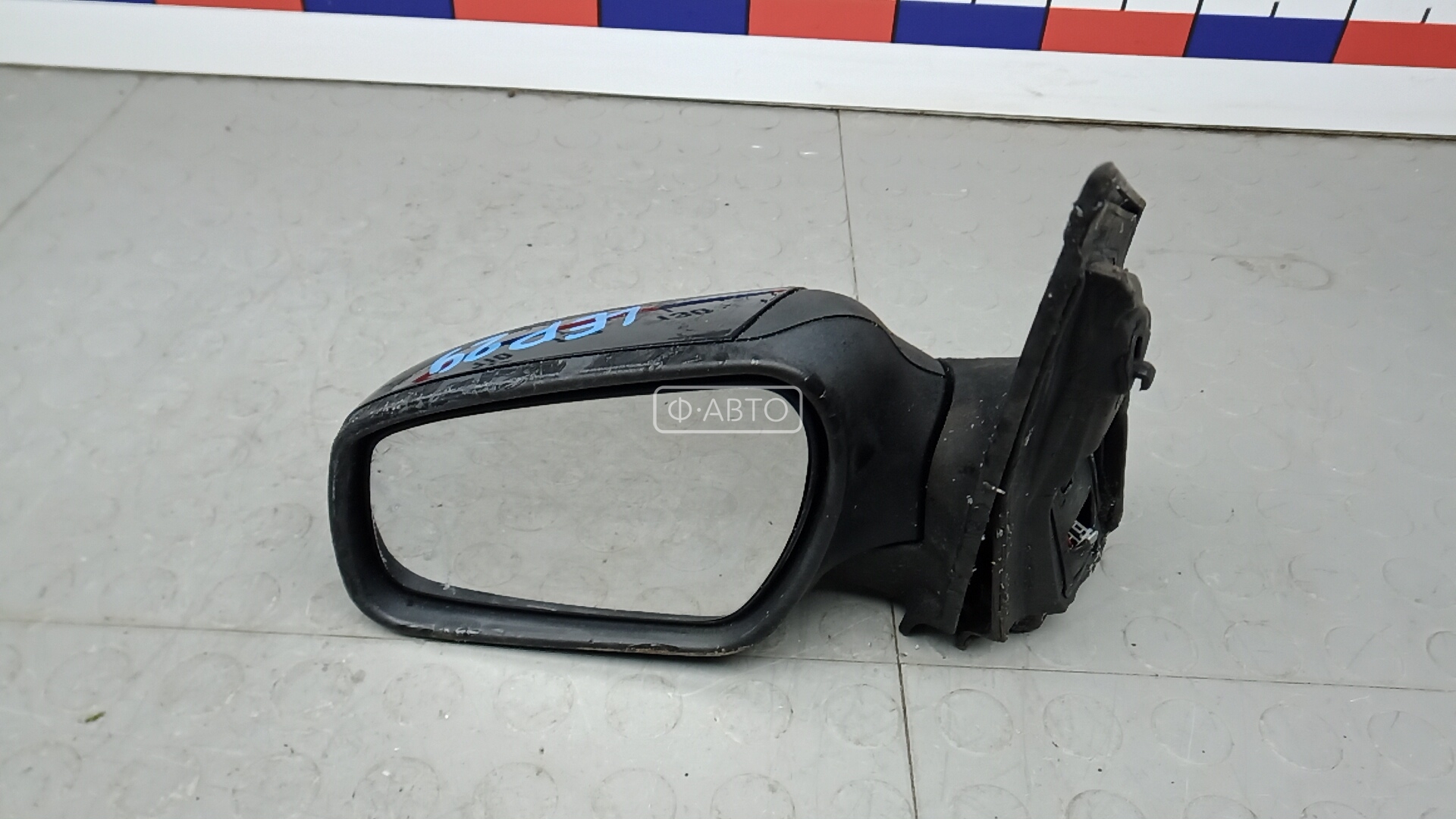 Зеркало наружное левое