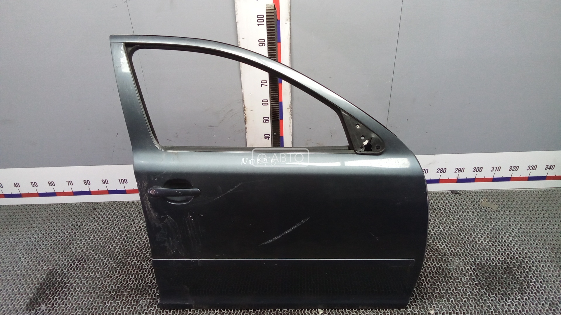 Дверь передняя правая