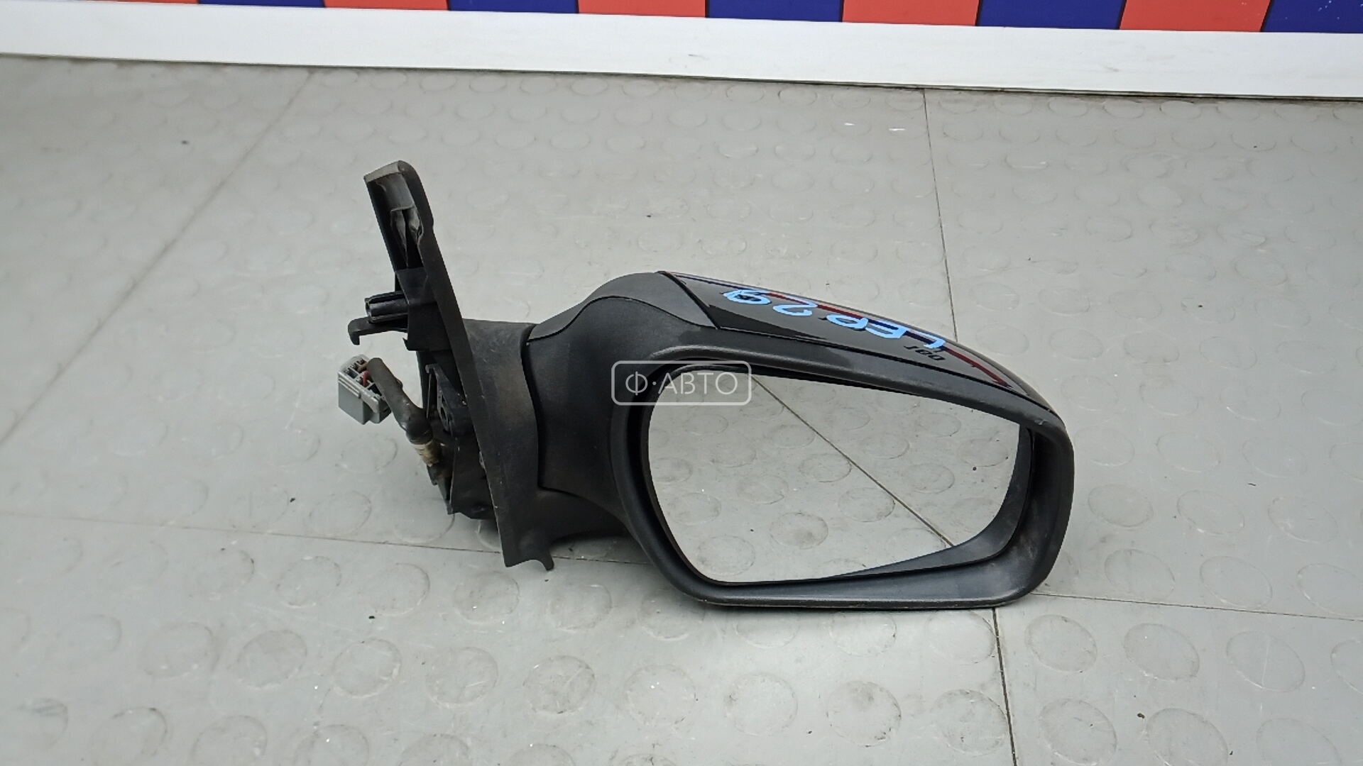 Зеркало наружное правое