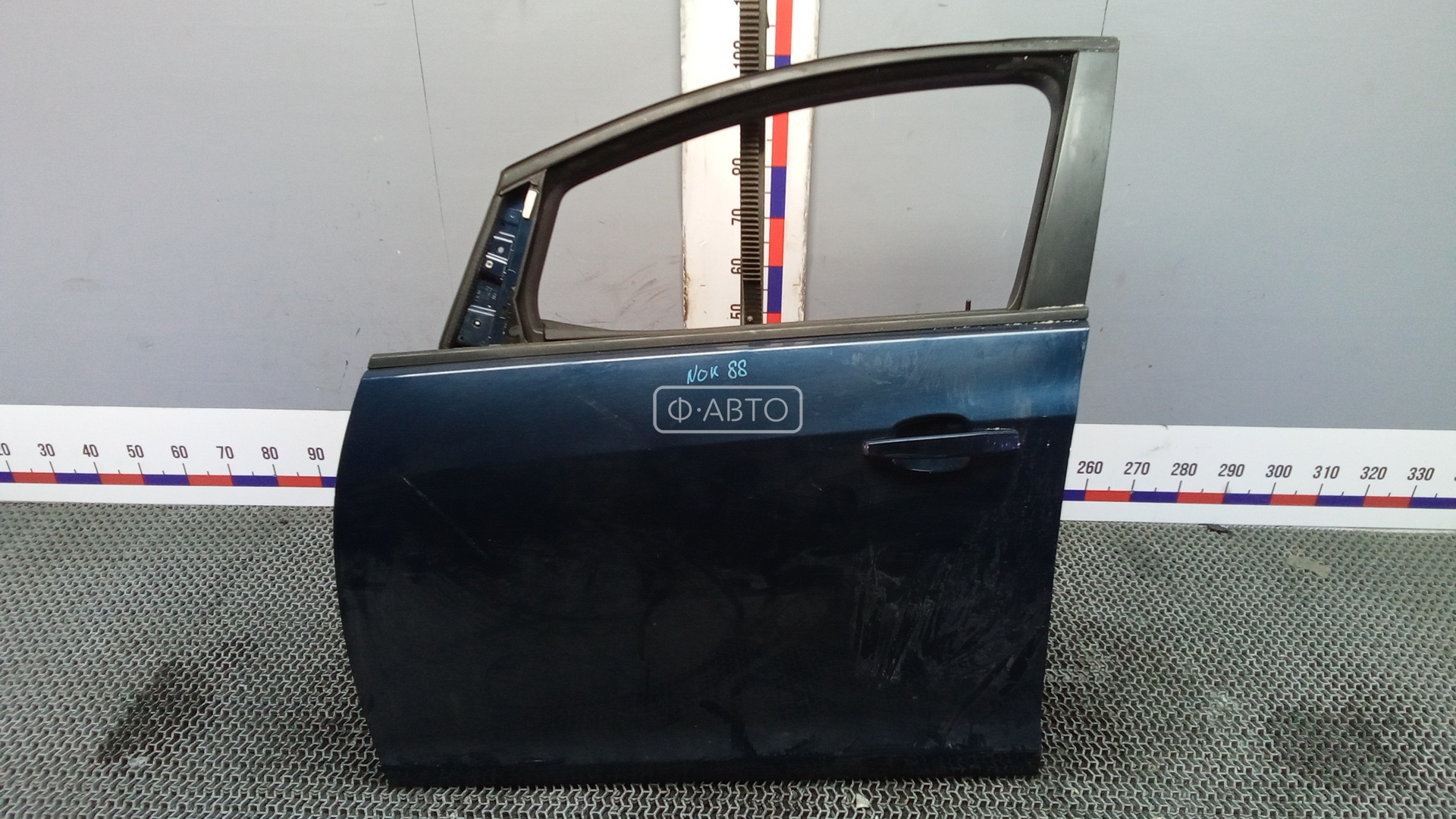 Дверь передняя левая