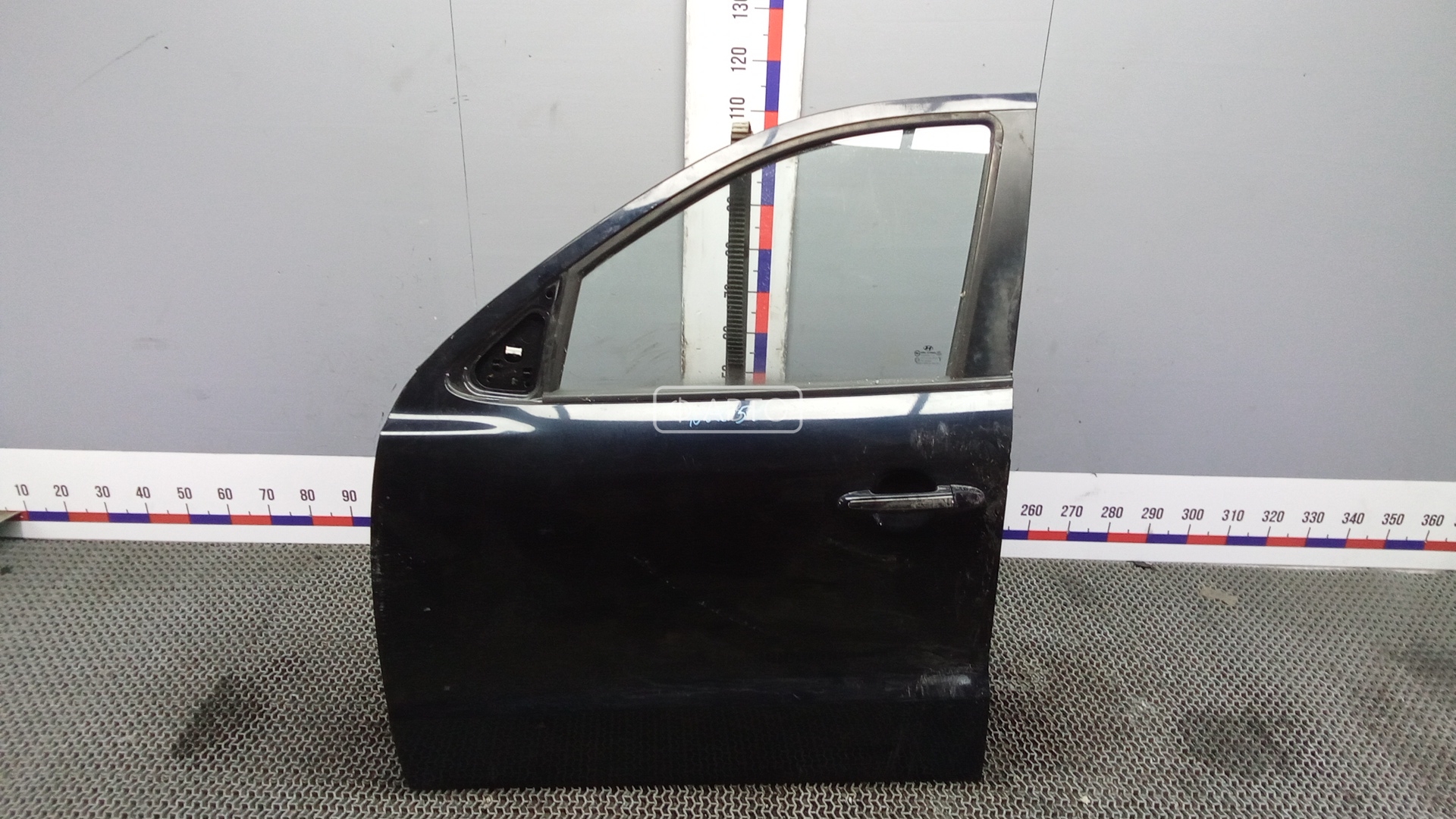 Дверь передняя левая