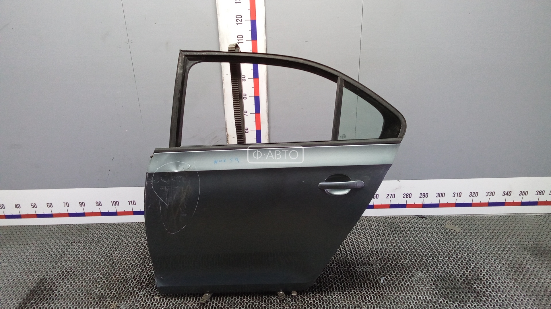 Дверь задняя левая