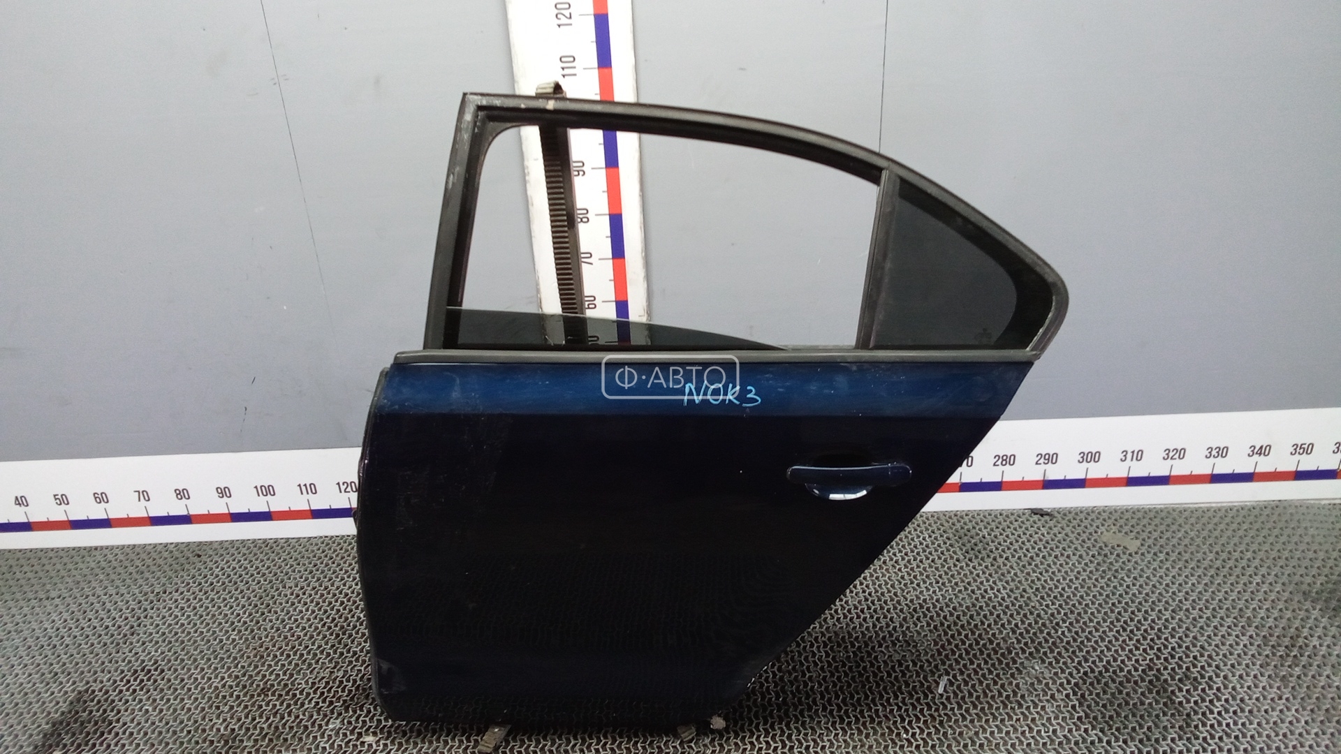 Дверь задняя левая