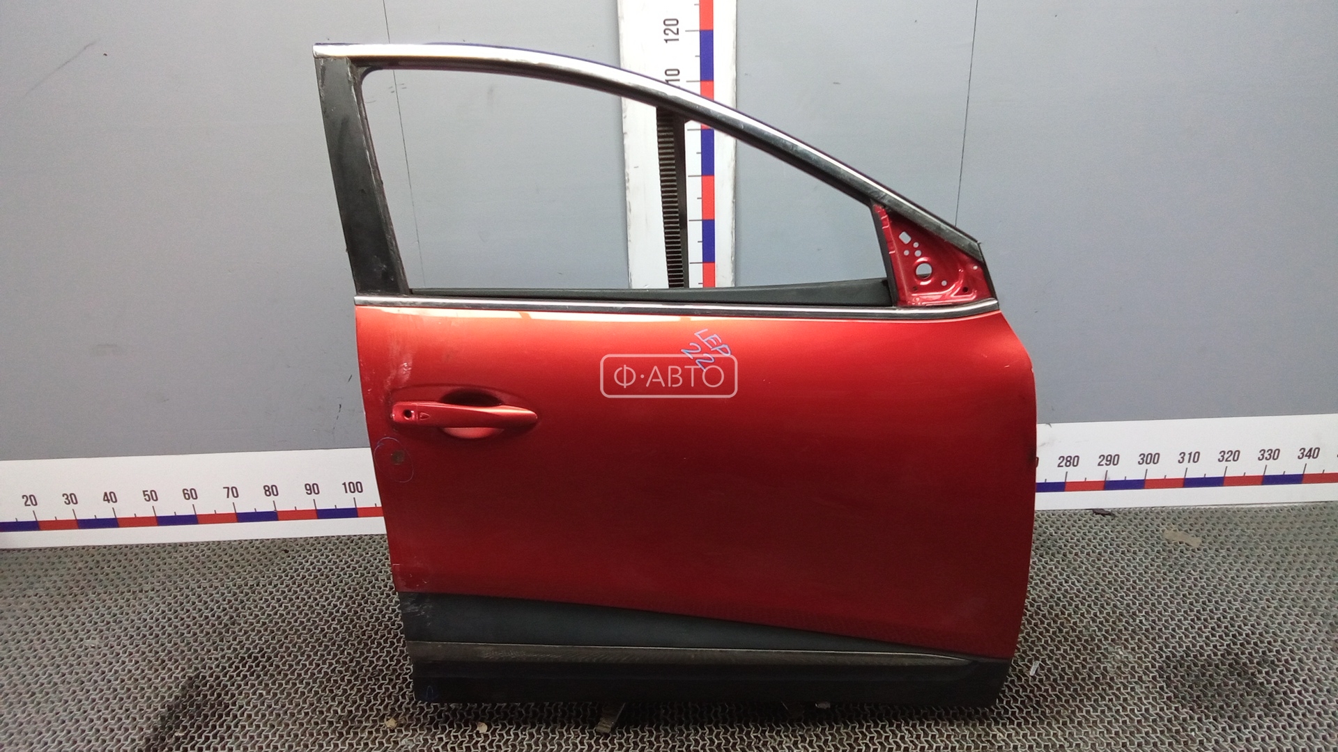 Дверь передняя правая