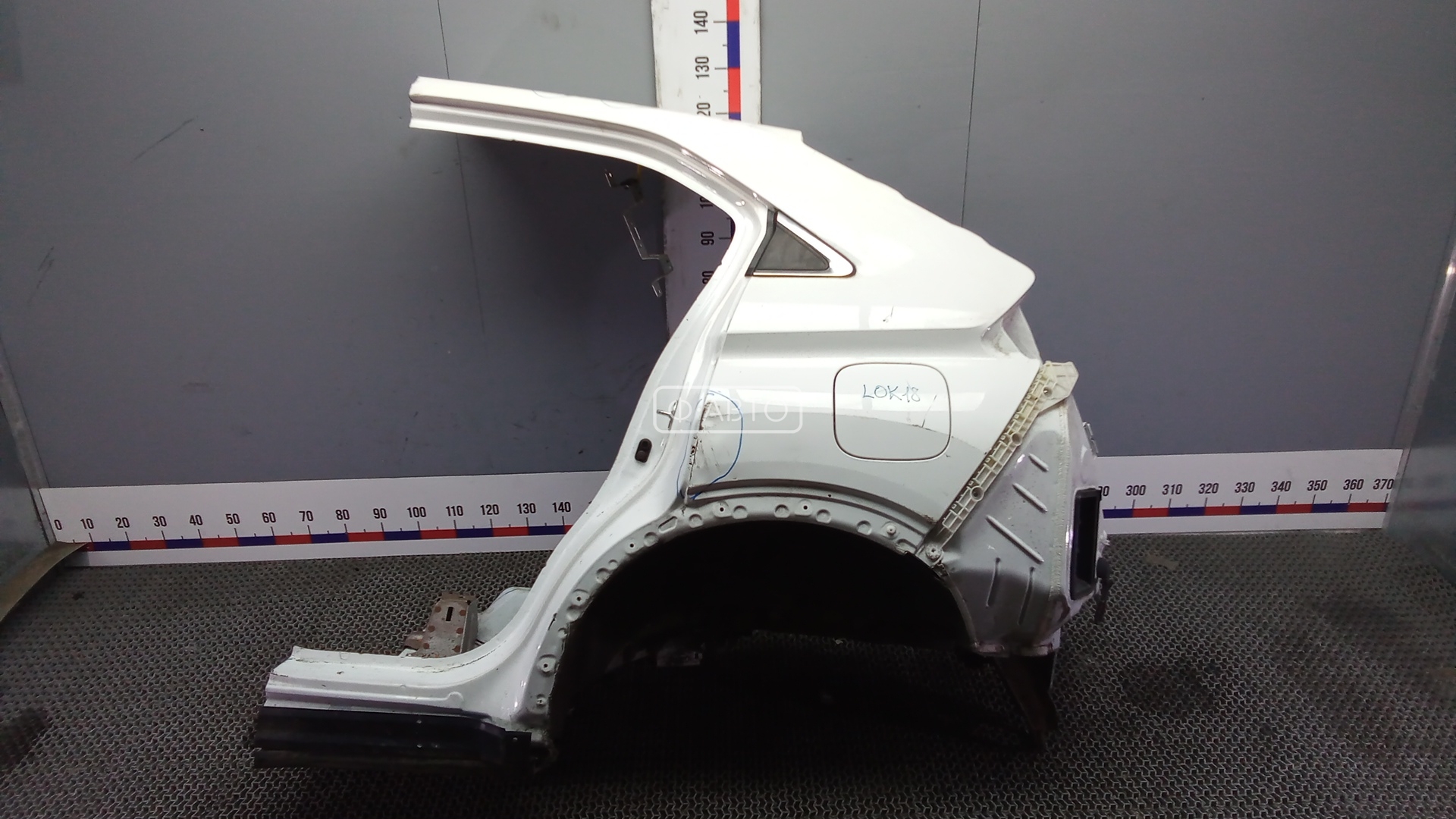 Крыло заднее левое