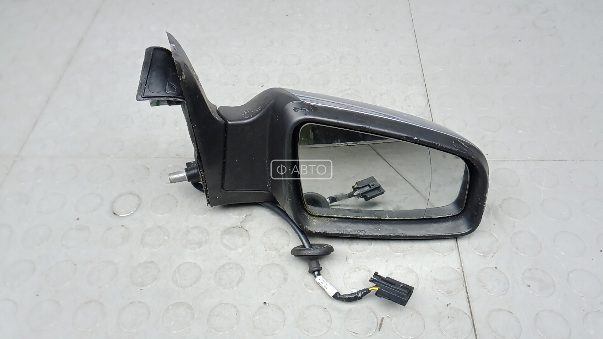 Зеркало наружное правое