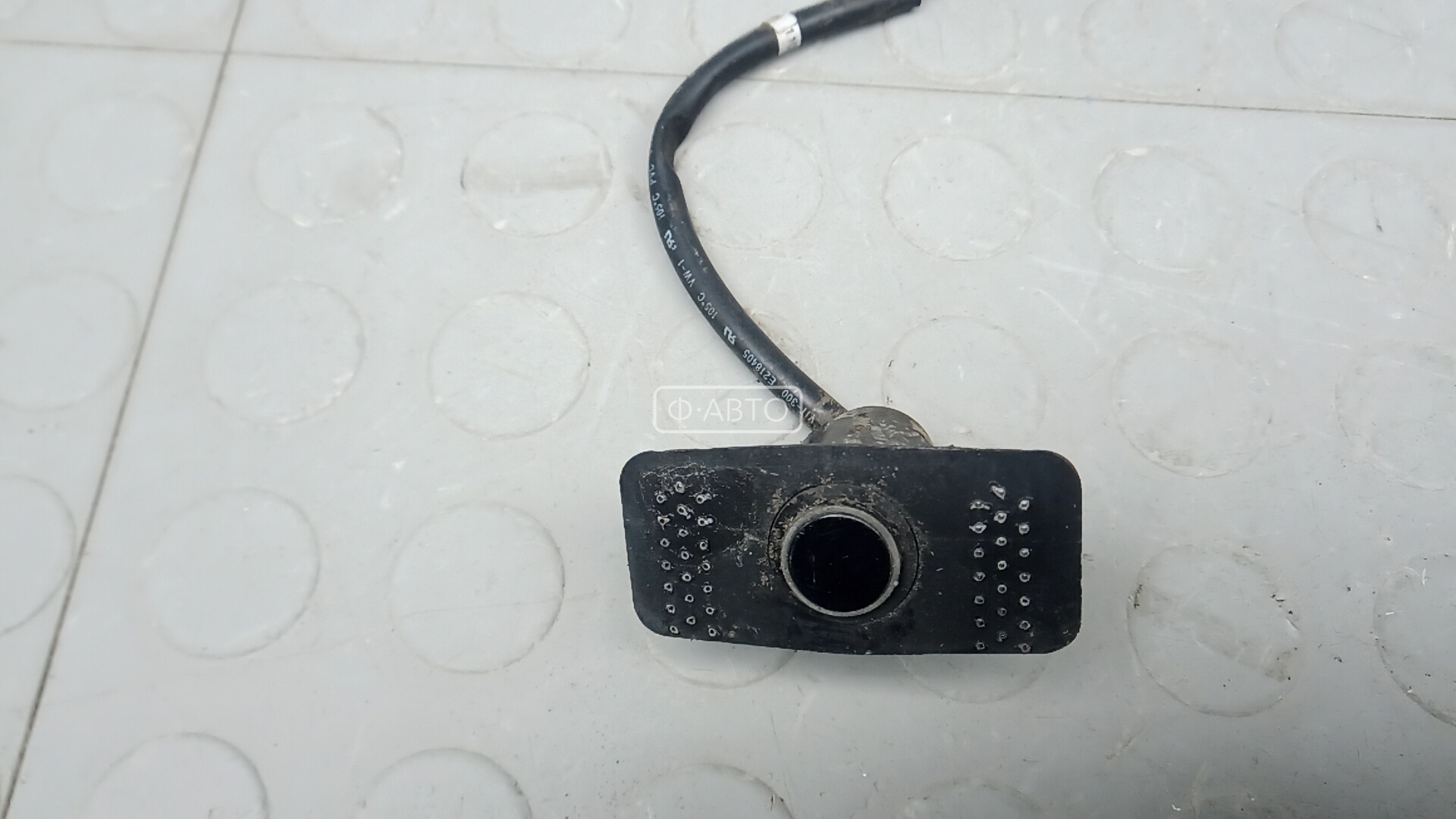 Парктроник задний