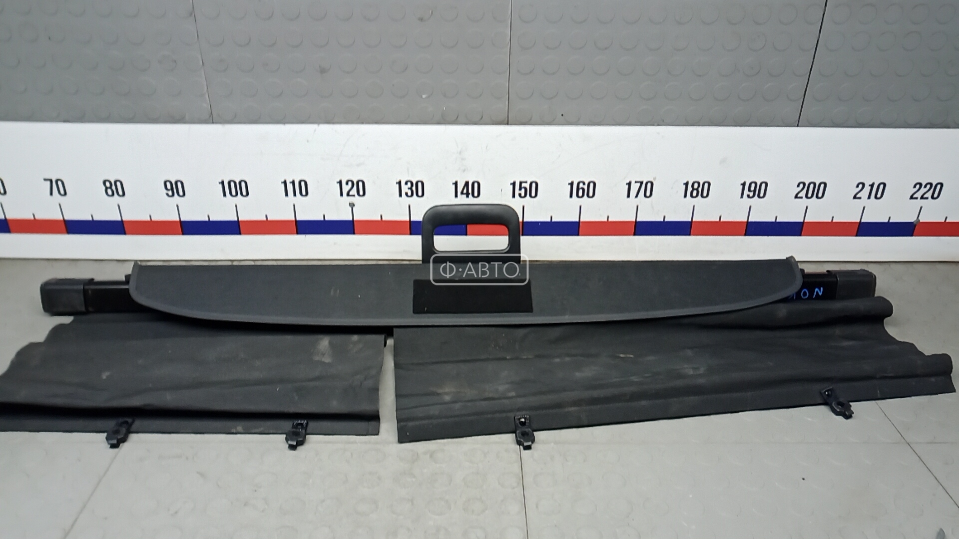 Шторка багажника