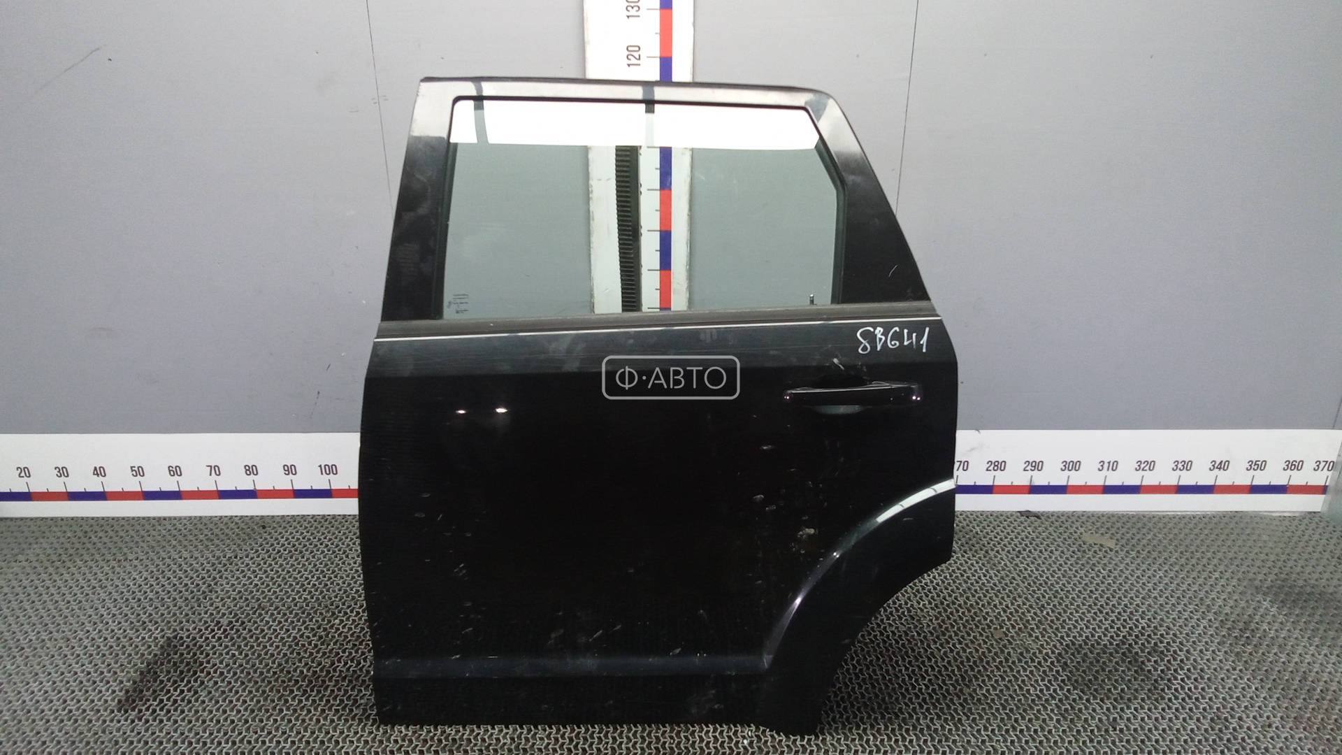 Дверь задняя левая