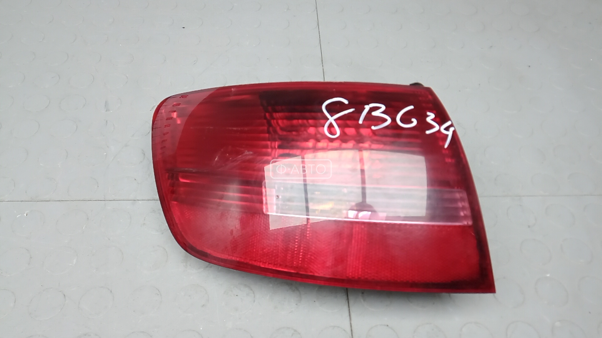 Фонарь задний левый