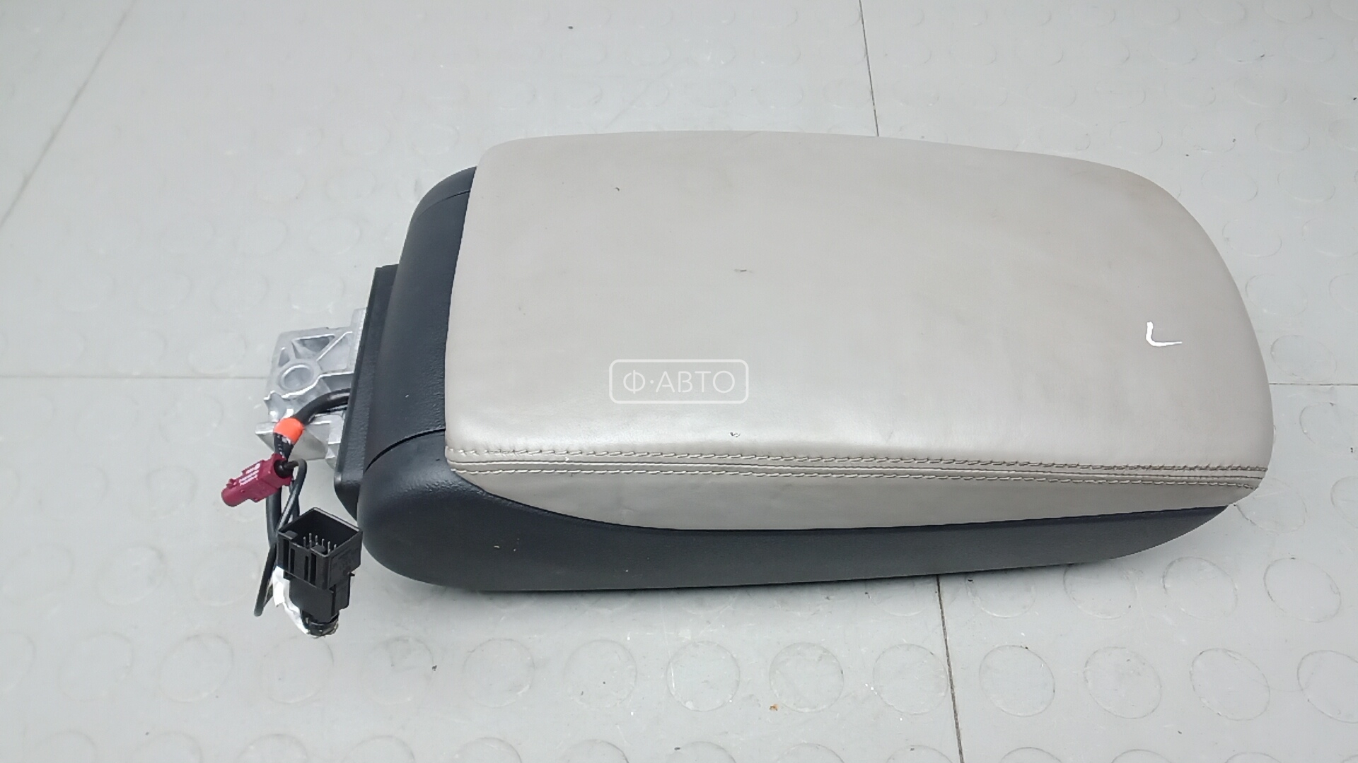 крышка подлокотника