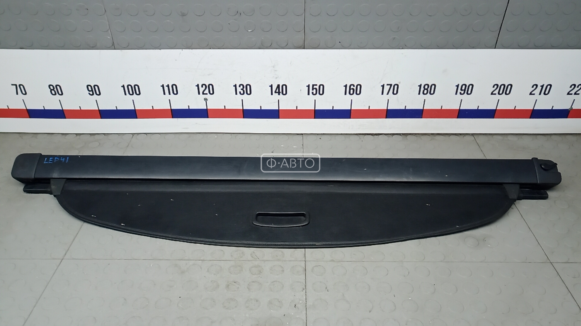 Шторка багажника