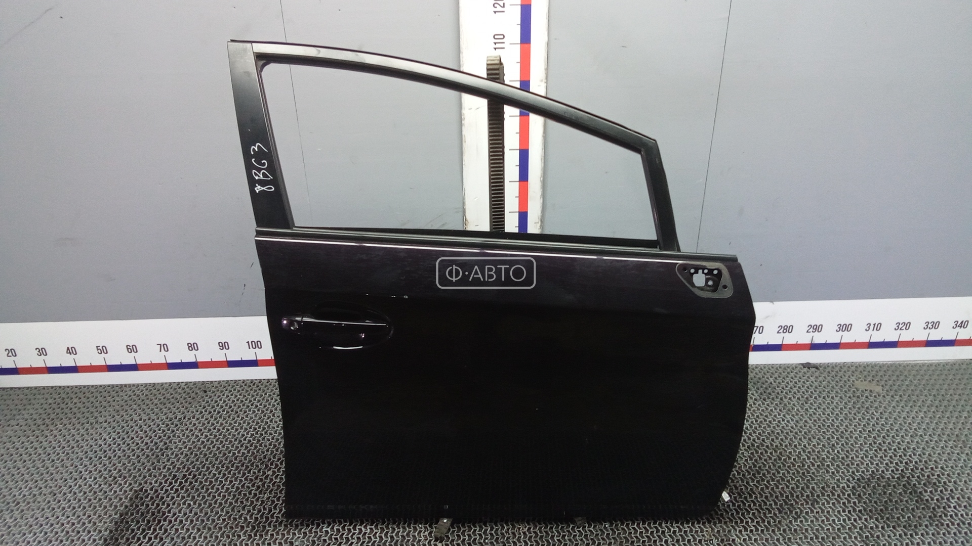 Дверь передняя правая