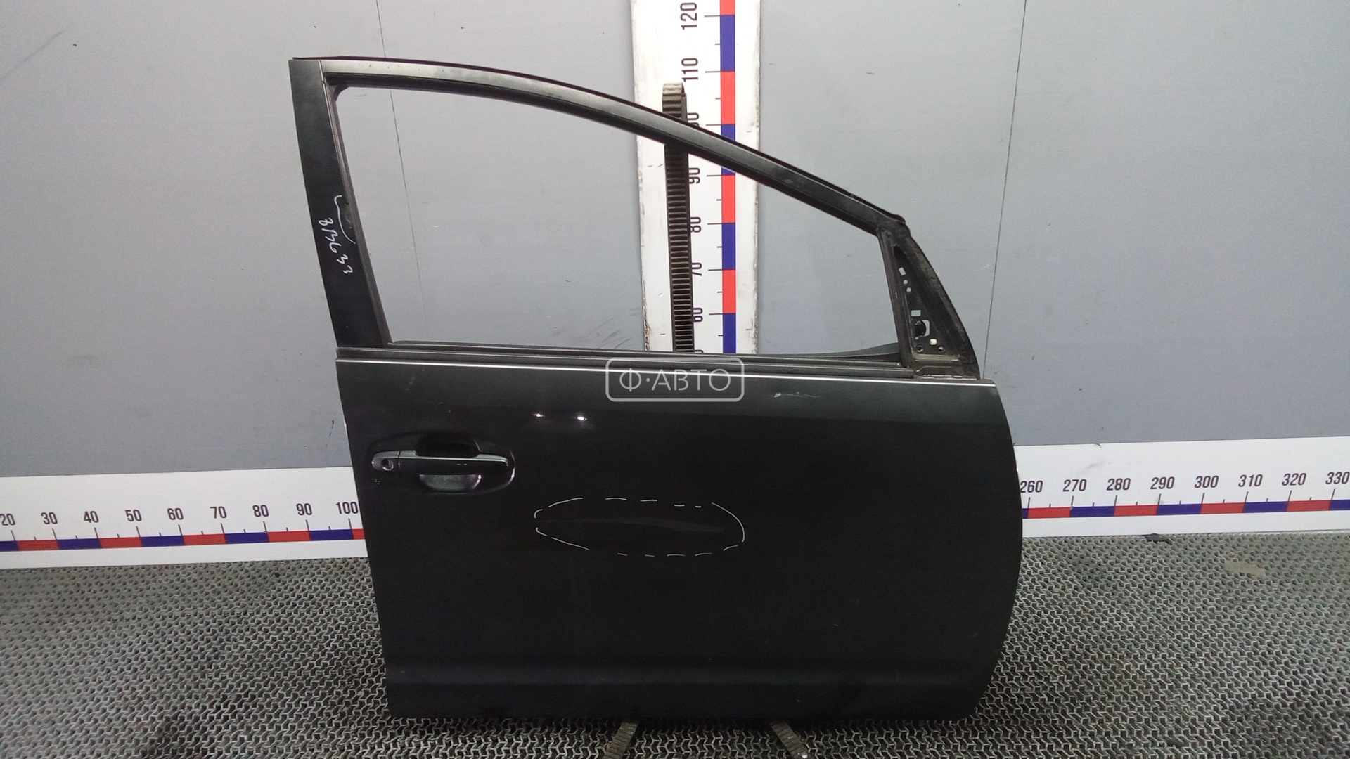 Дверь передняя правая