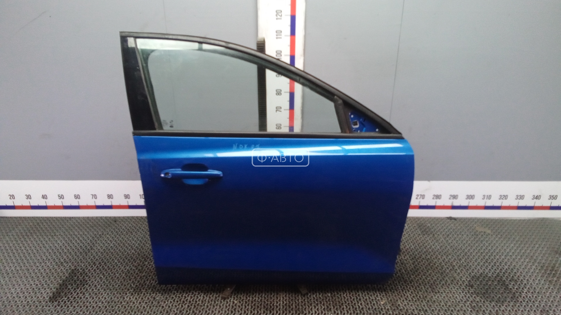 Дверь передняя правая