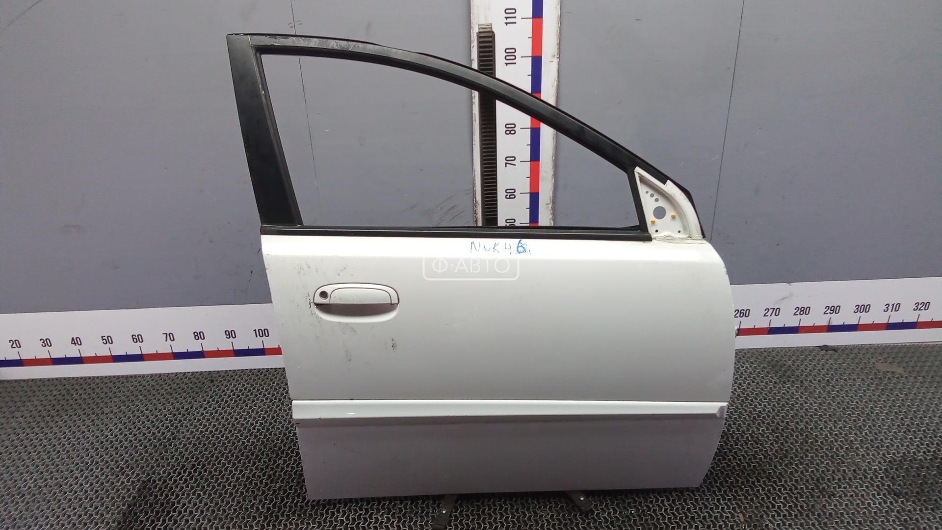 Дверь передняя правая