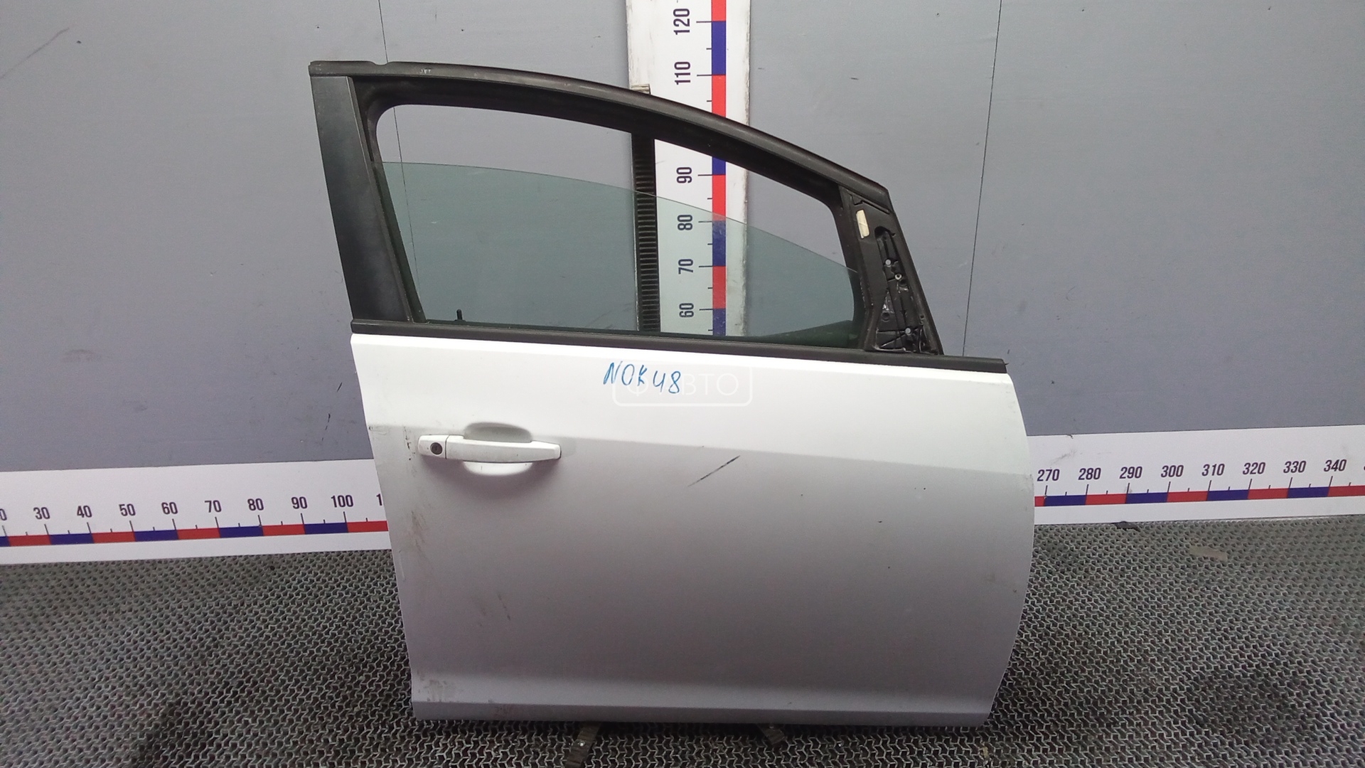 Дверь передняя правая