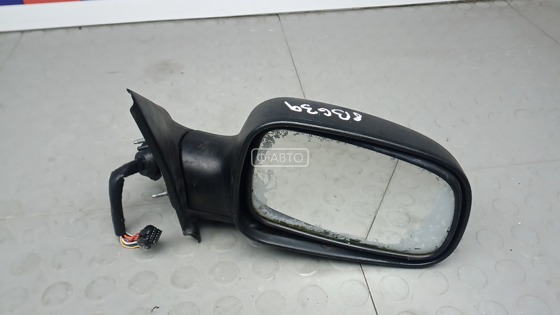 Зеркало наружное правое