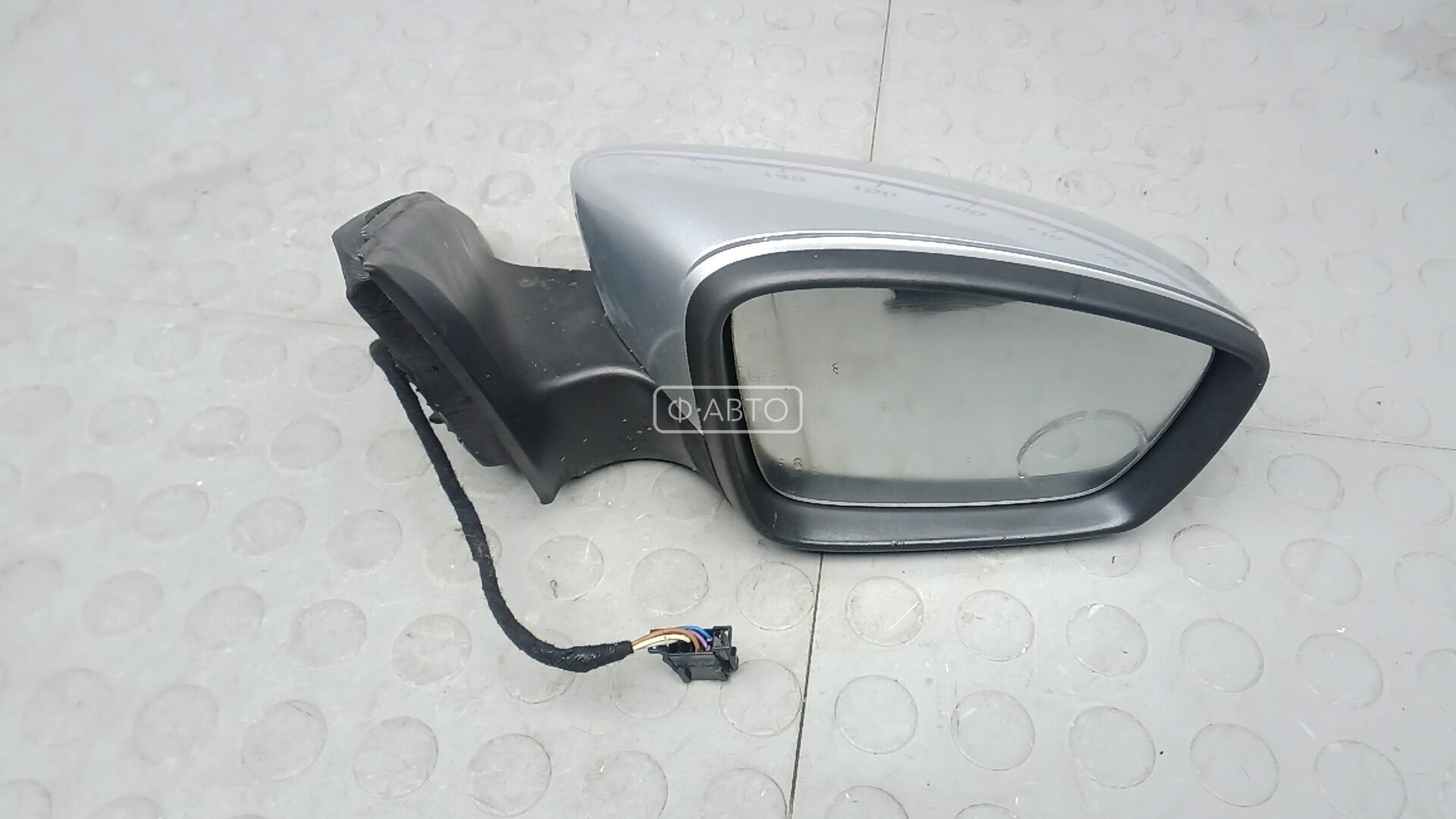 Зеркало наружное правое