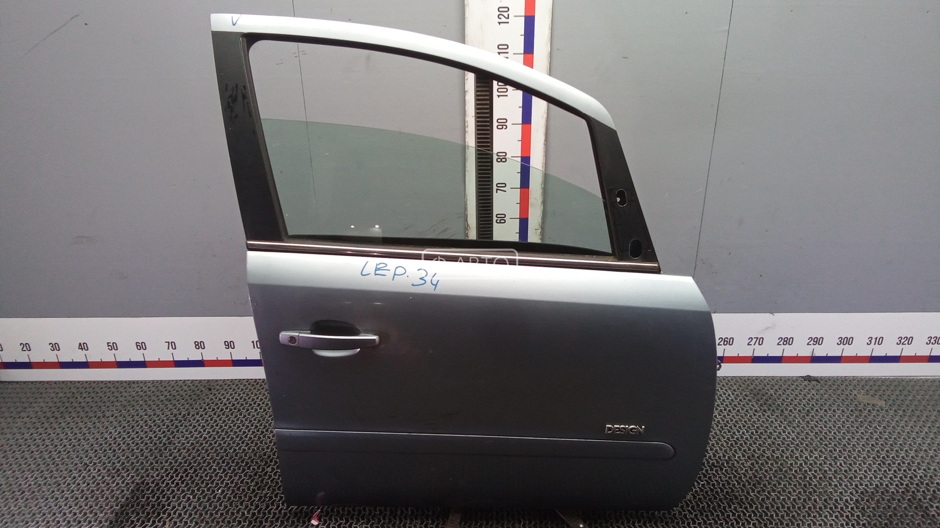 Дверь передняя правая