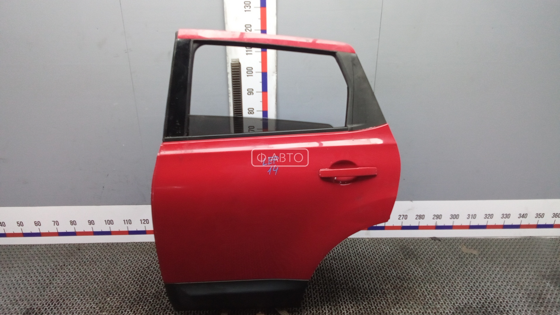 Дверь задняя левая