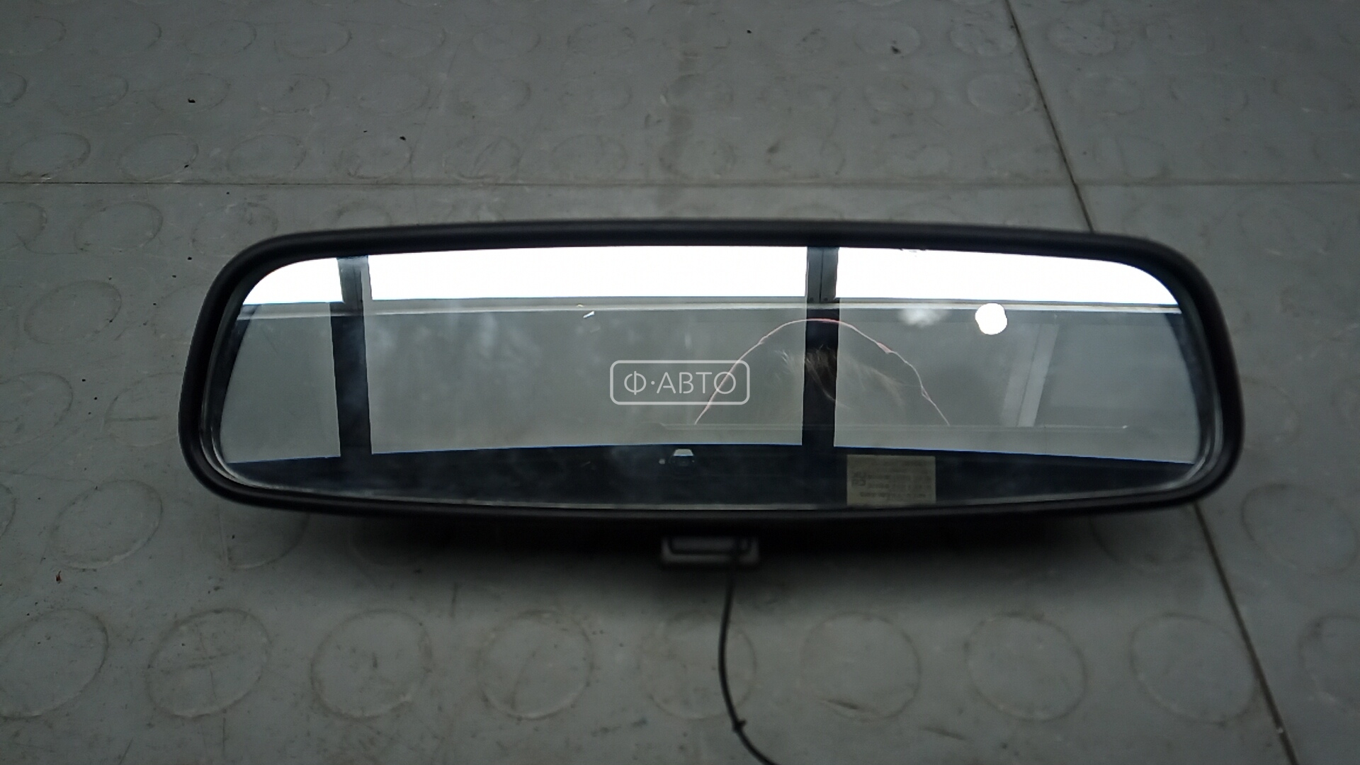 Зеркало салона