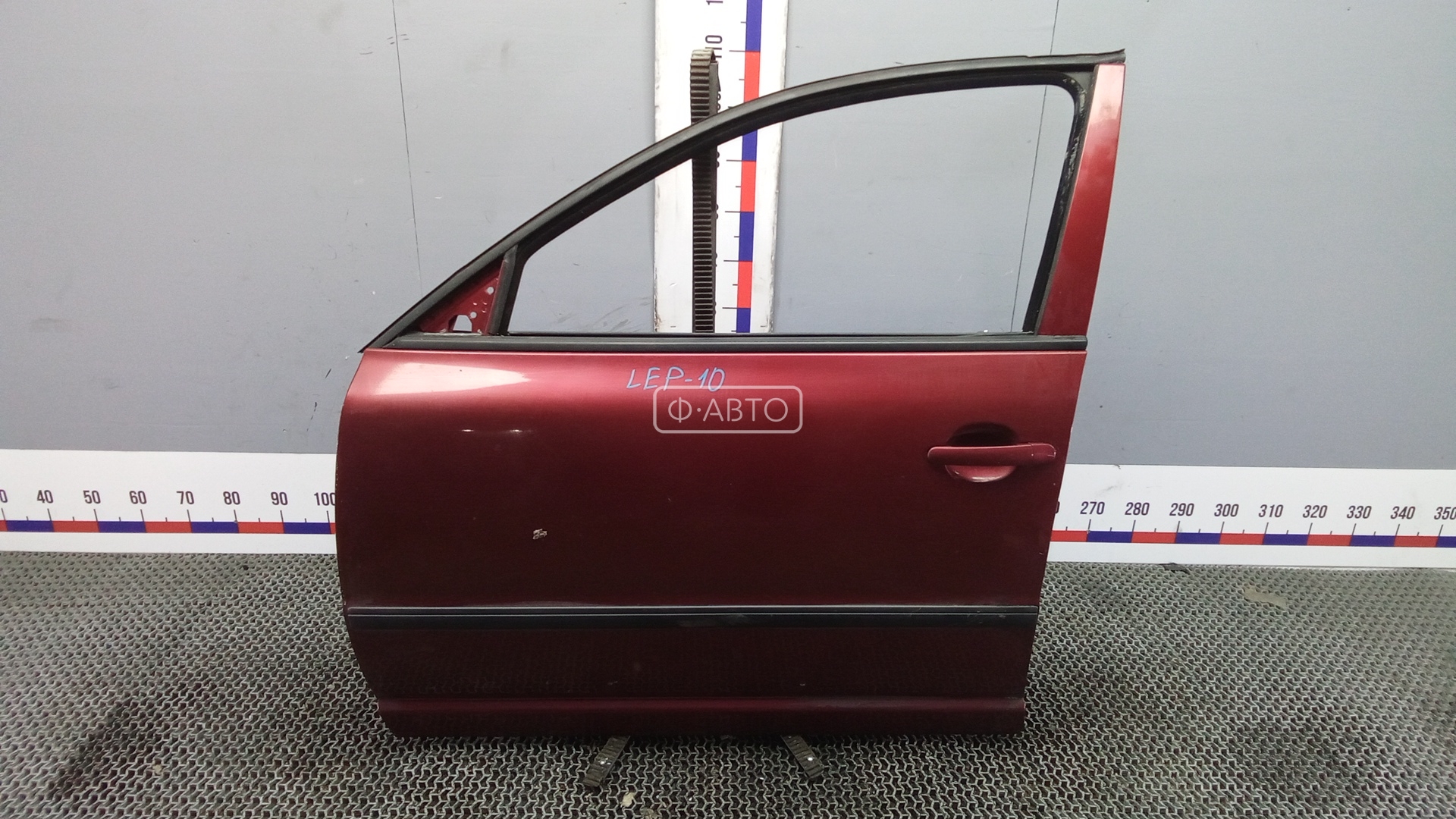 Дверь передняя левая