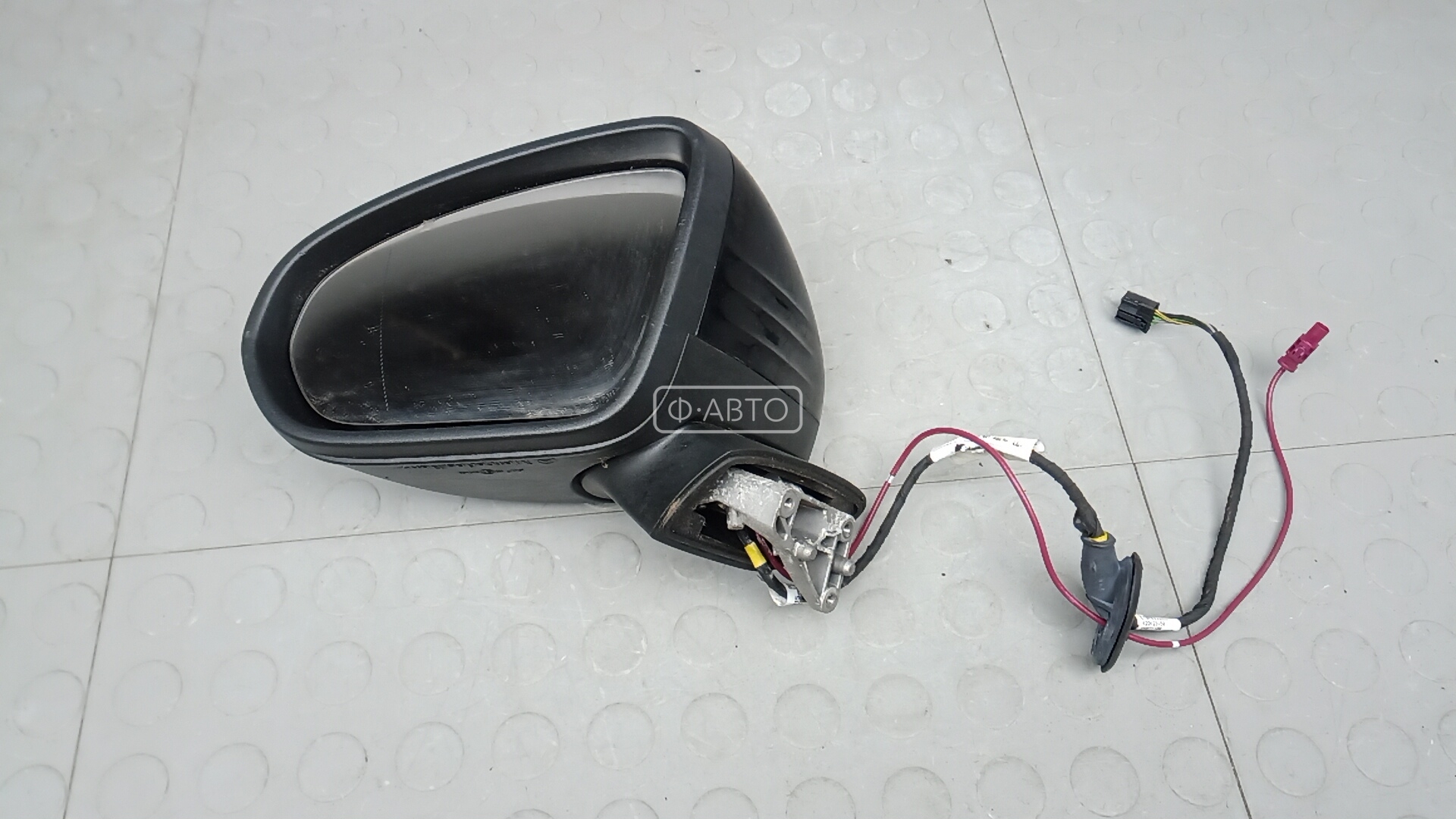 Зеркало наружное левое