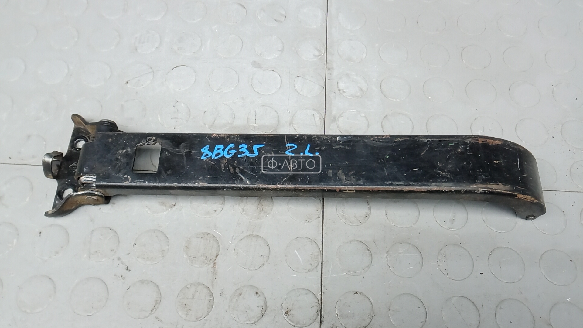 Ограничитель двери распашной левой