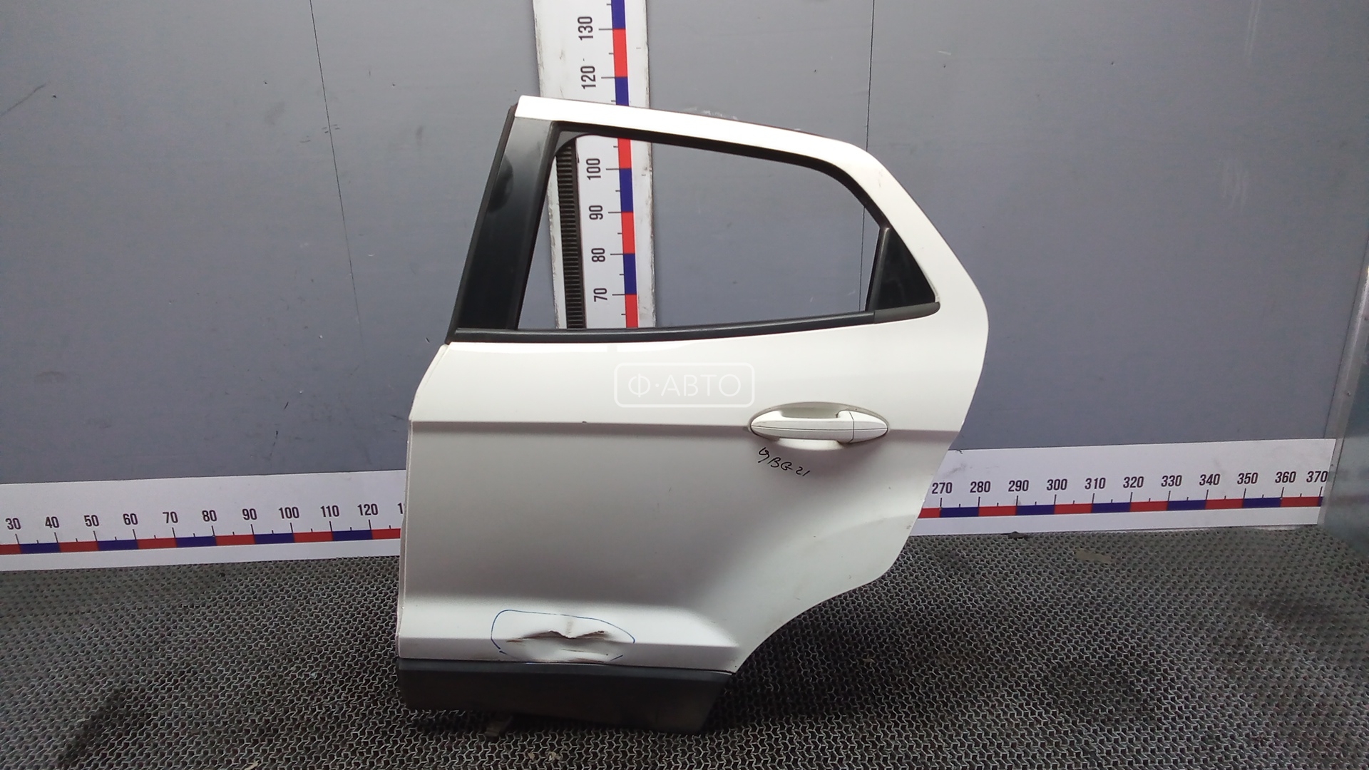 Дверь задняя левая