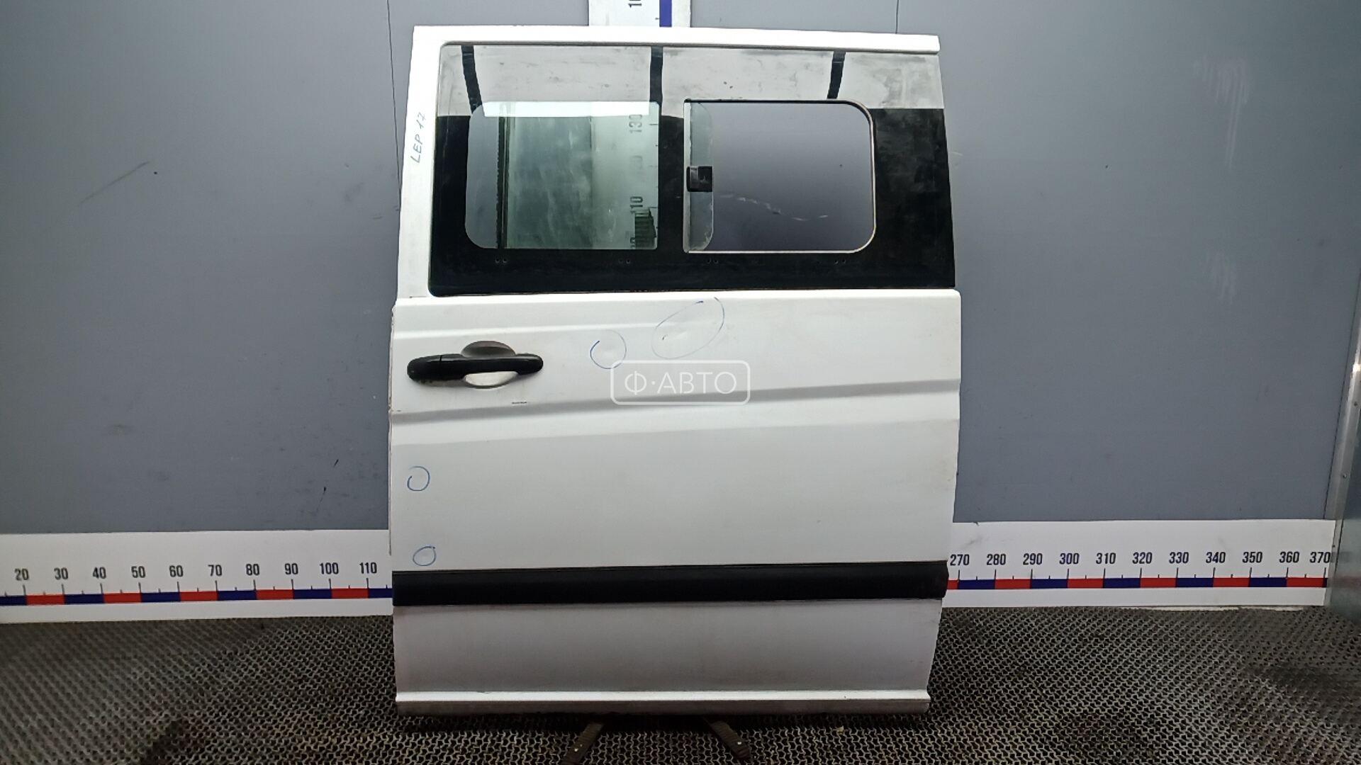 Дверь сдвижная левая