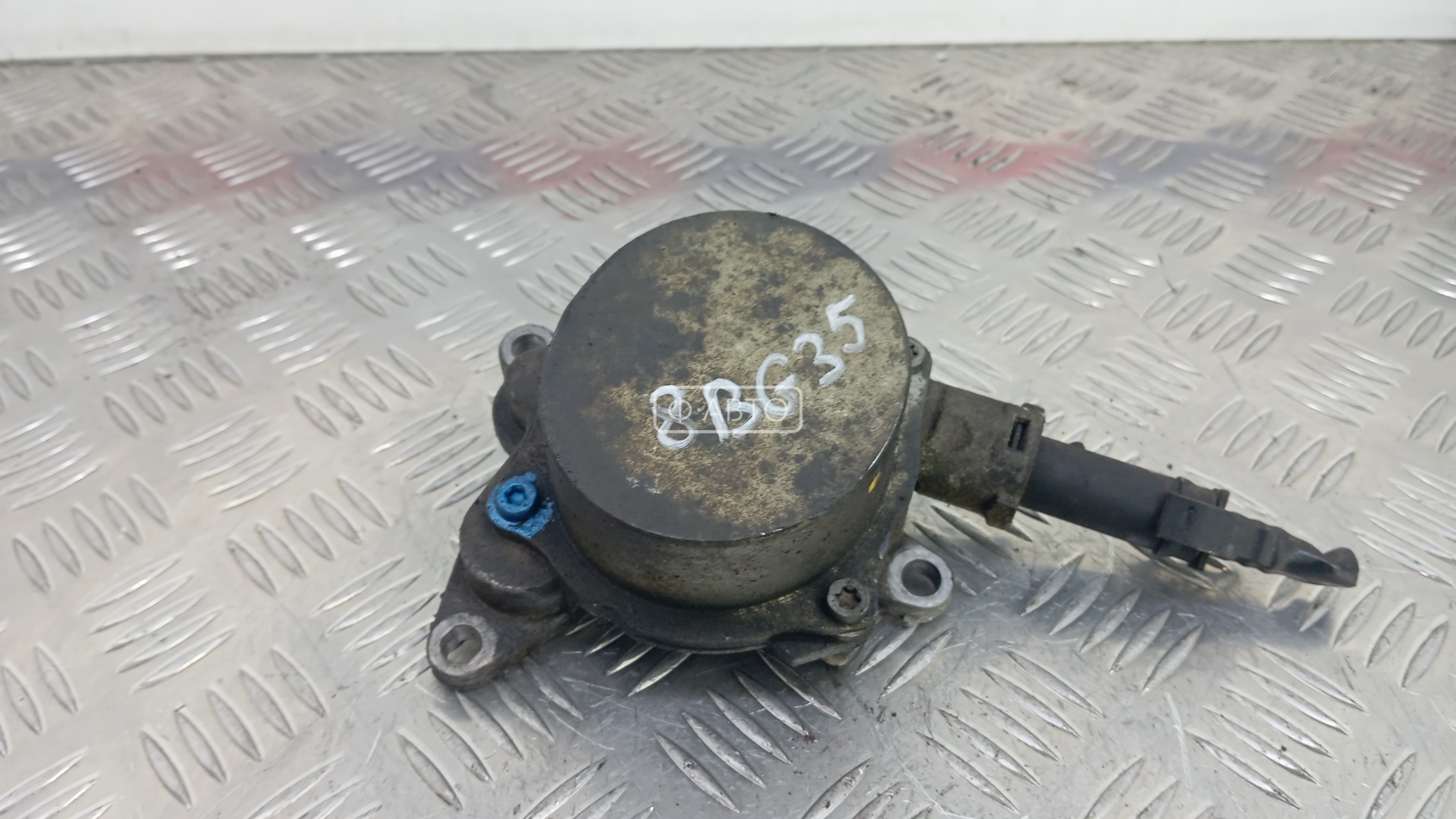 Насос вакуумный