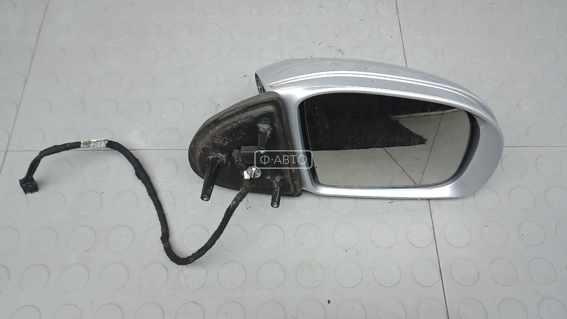 Зеркало наружное правое