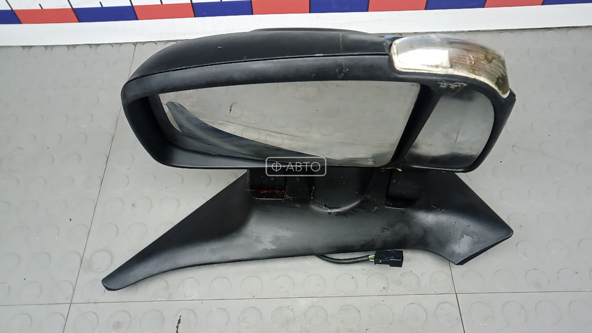 Зеркало наружное правое