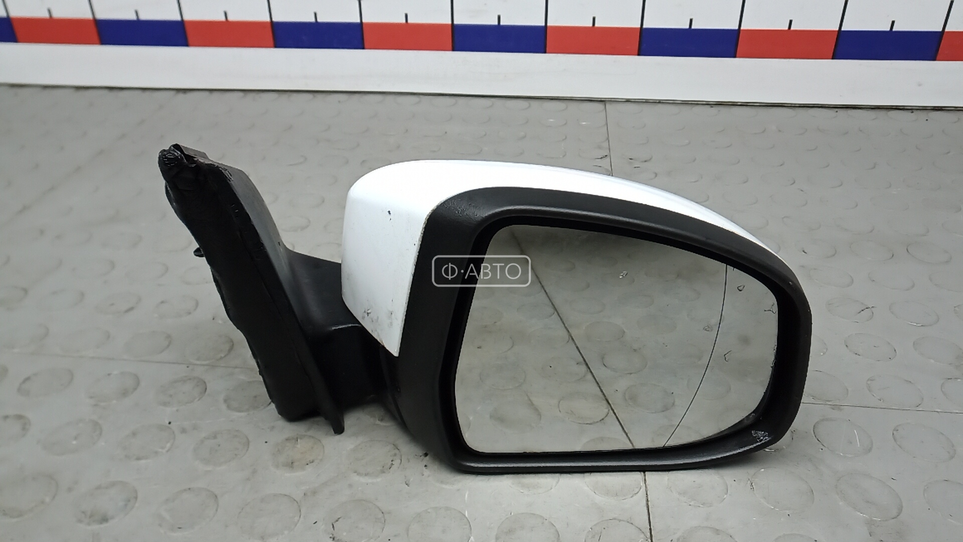 Зеркало наружное правое