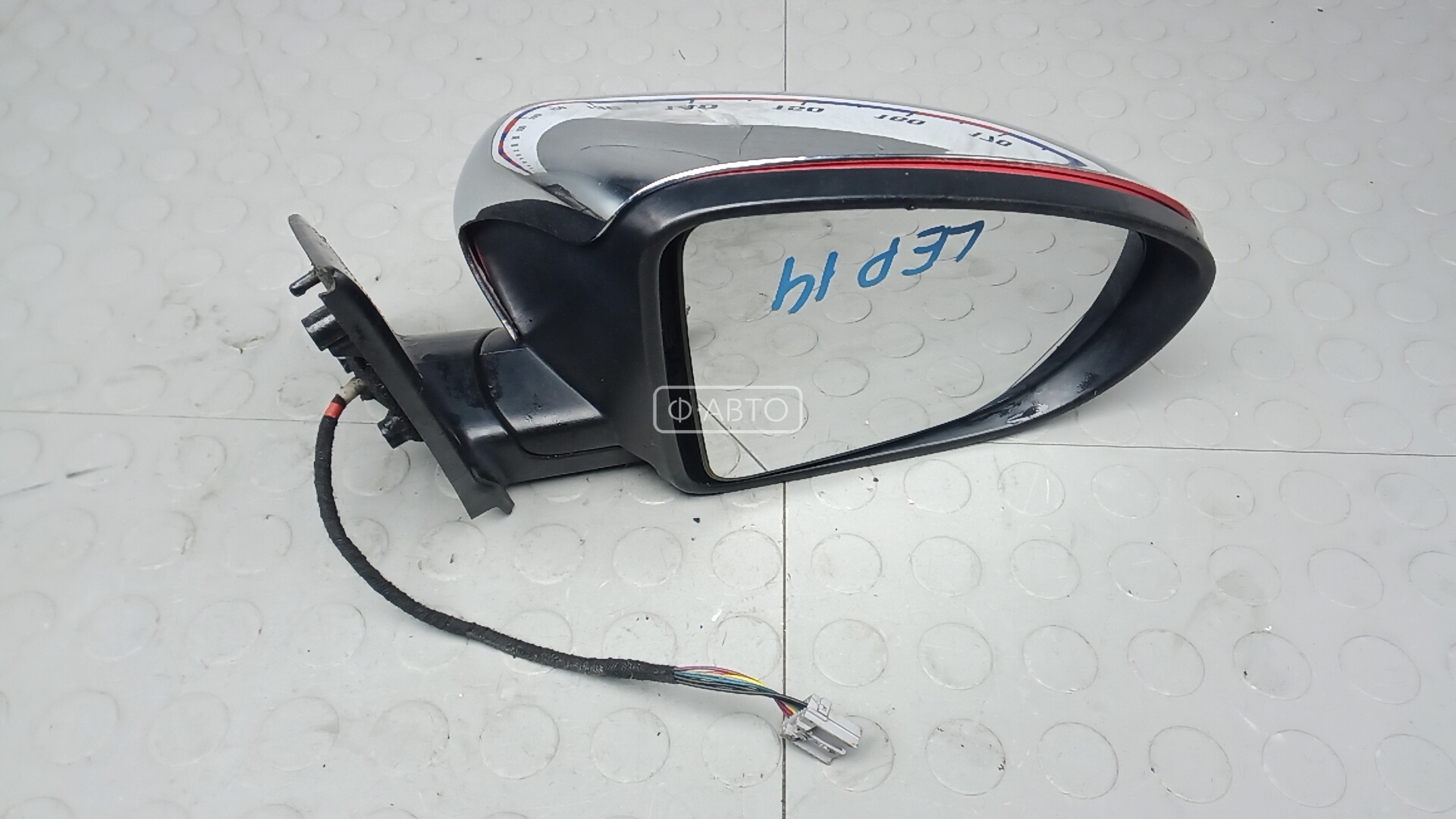 Зеркало наружное правое