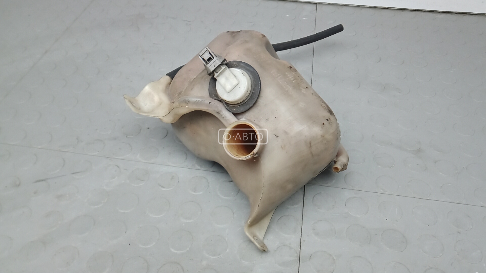 Бачок расширительный