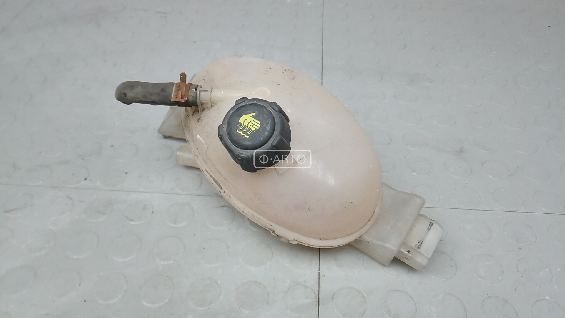 Бачок расширительный