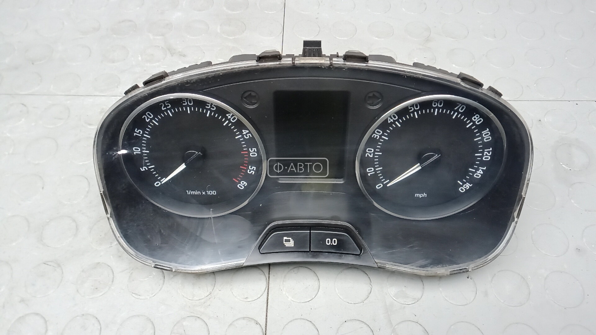 Щиток приборов