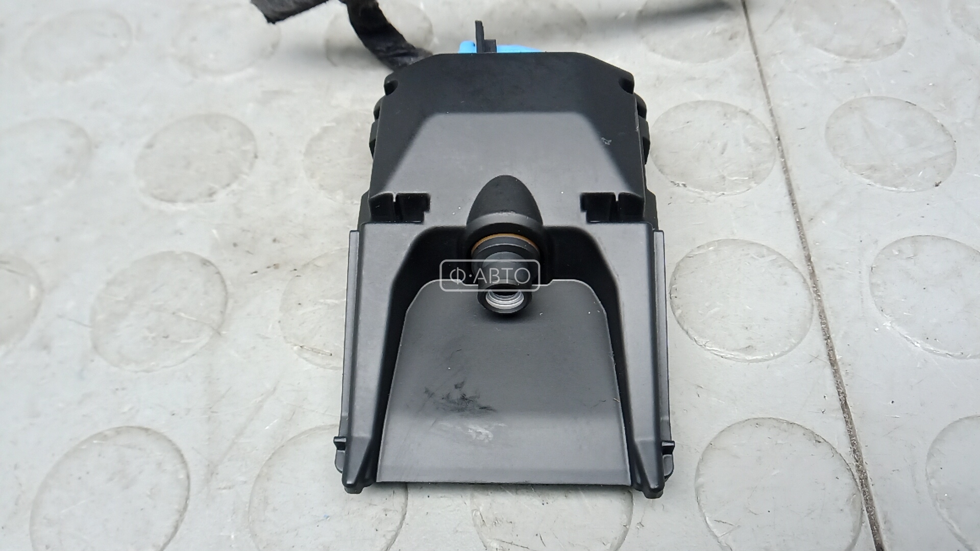 Камера переднего вида