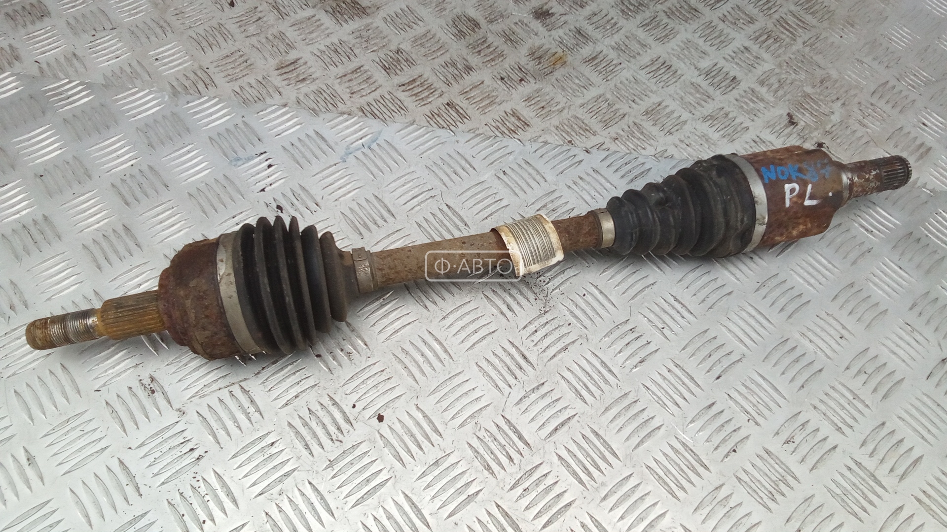 Привод передний левый