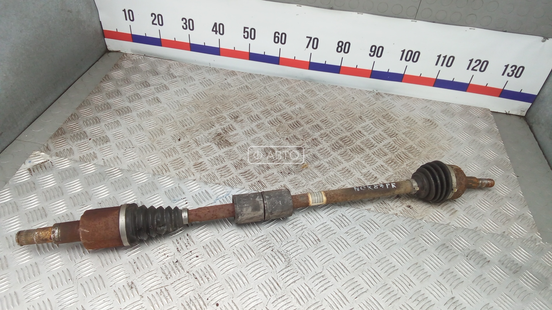 Привод передний правый