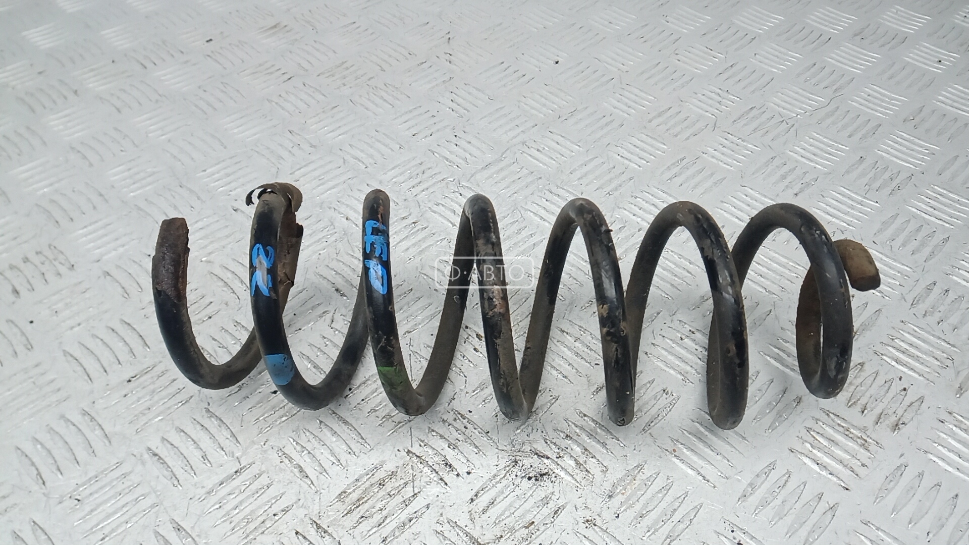 Пружина задняя